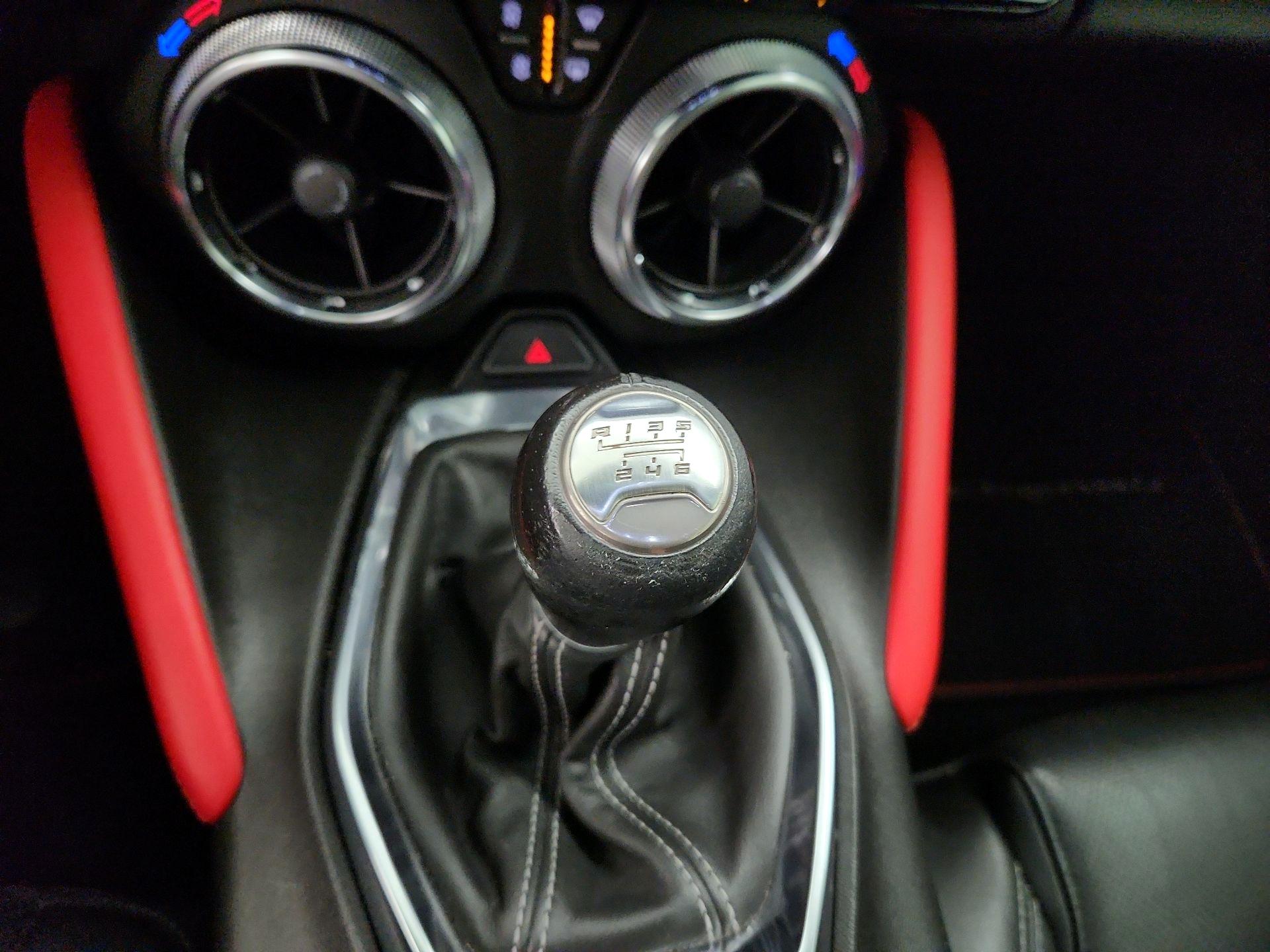Thumbnail: 2021 Chevrolet Camaro - 17