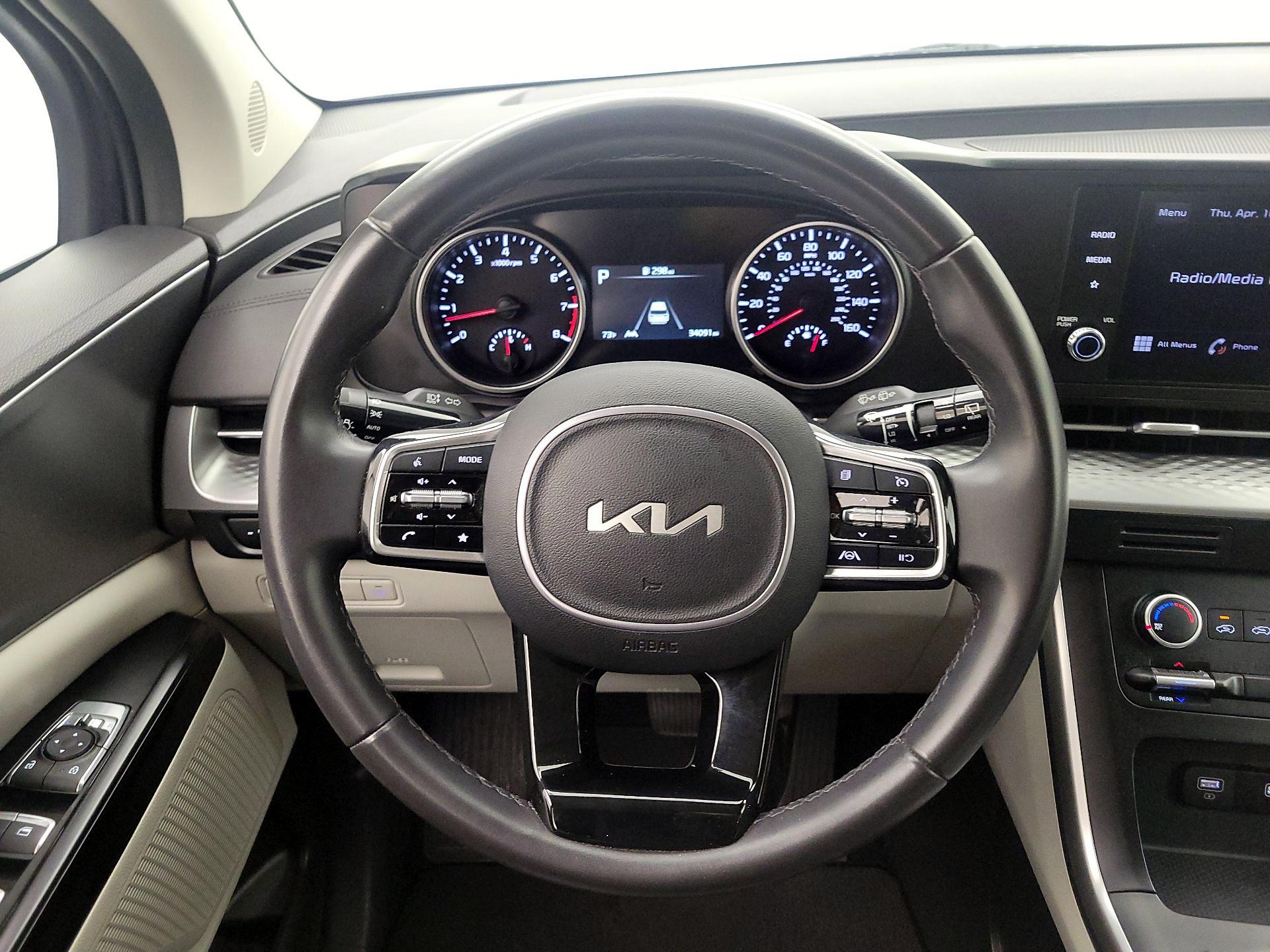 Thumbnail: 2024 Kia Carnival - 10
