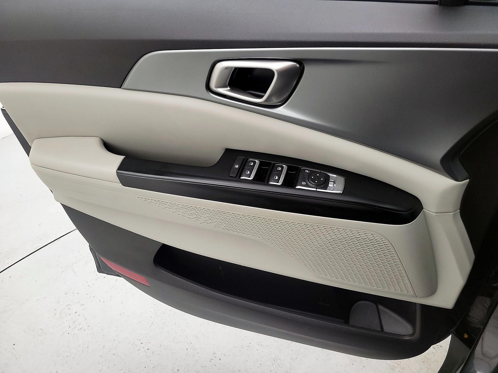 Thumbnail: 2024 Kia Carnival - 12