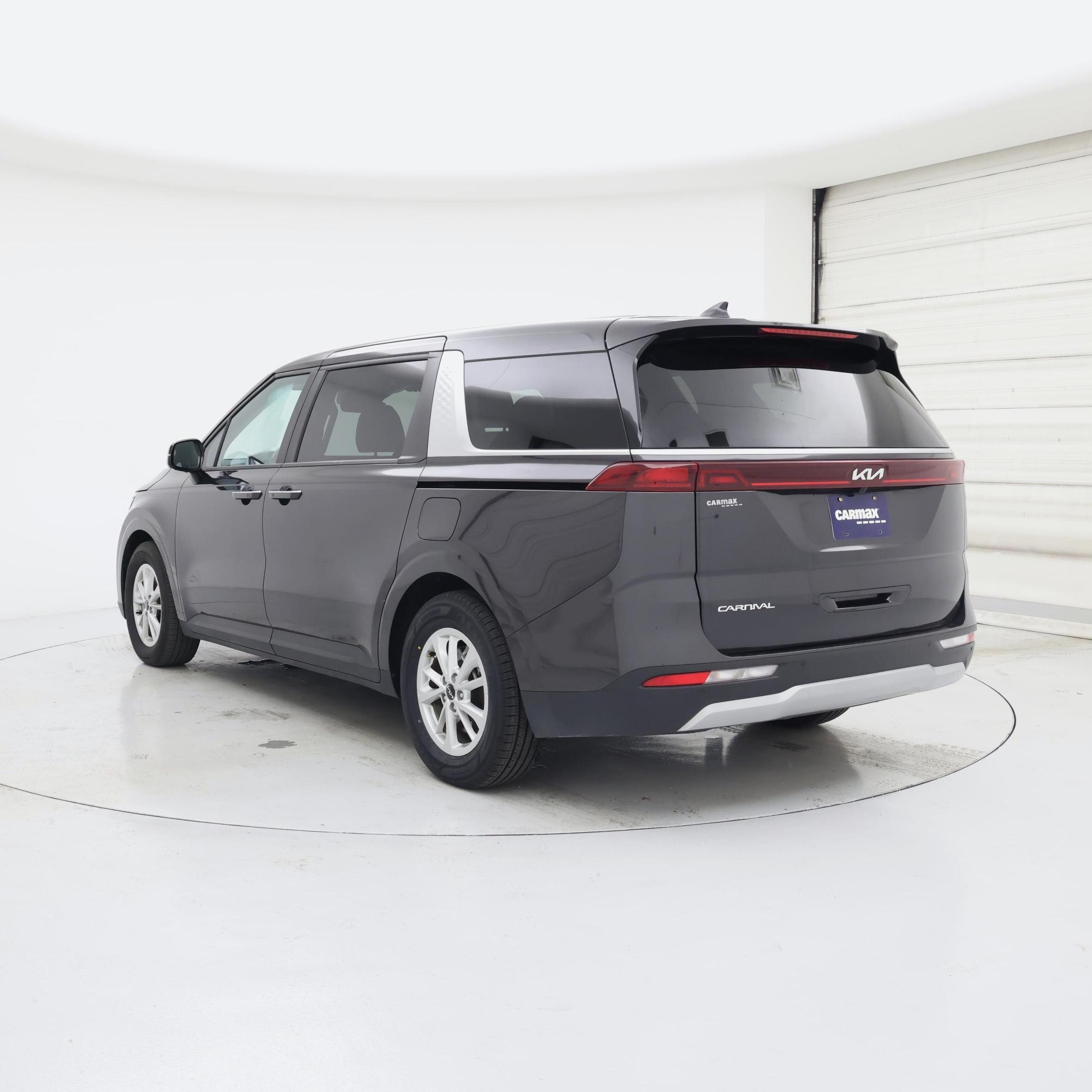 Thumbnail: 2024 Kia Carnival - 2
