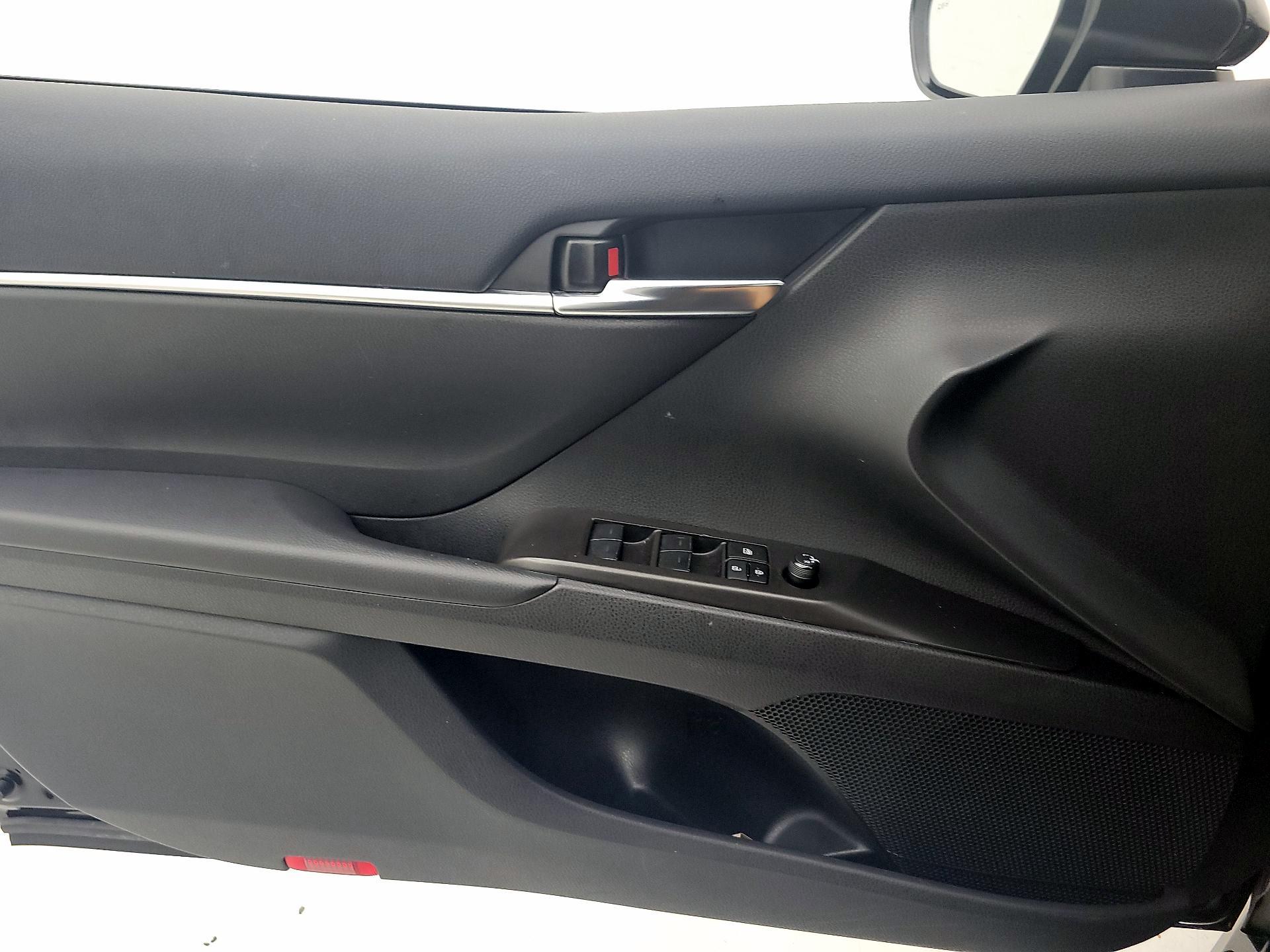 Thumbnail: 2024 Toyota Camry - 10