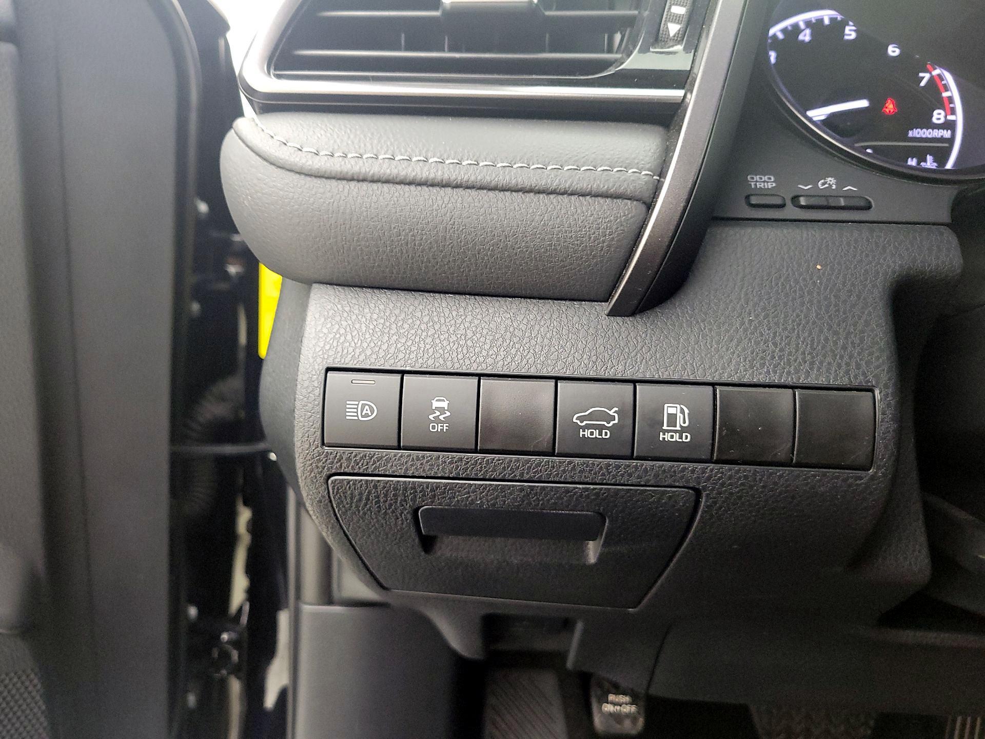 Thumbnail: 2024 Toyota Camry - 11