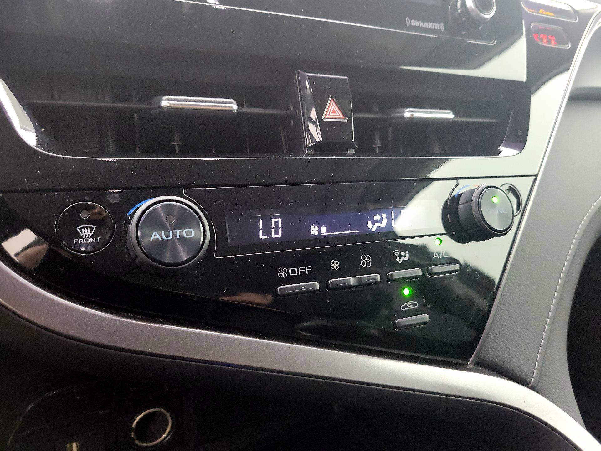 Thumbnail: 2024 Toyota Camry - 14