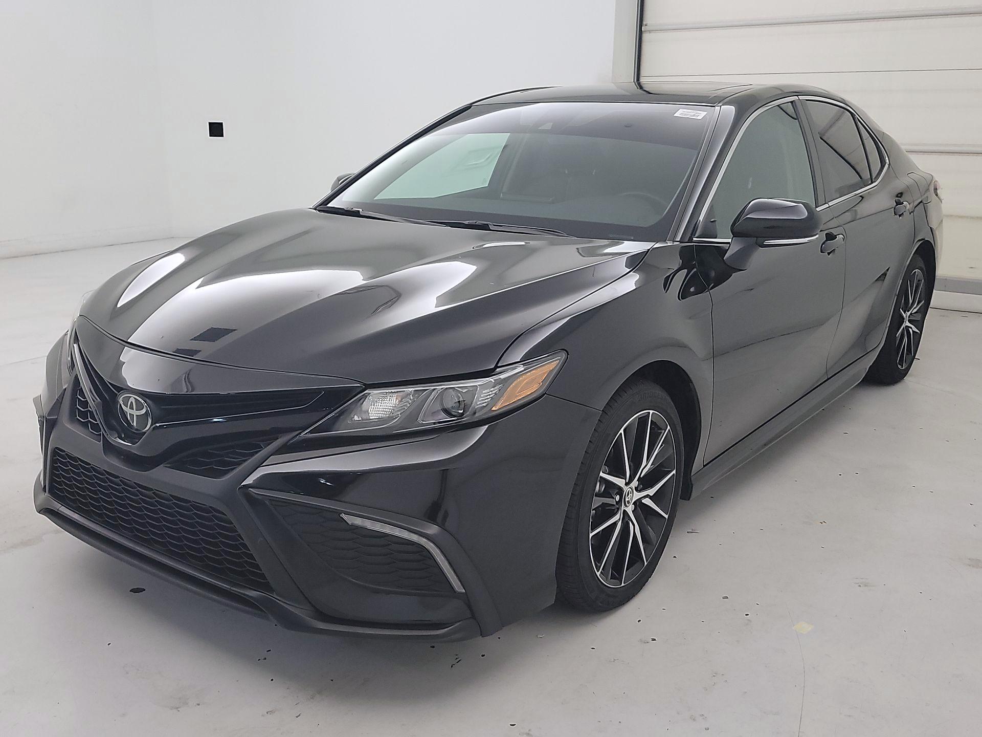 Thumbnail: 2024 Toyota Camry - 3