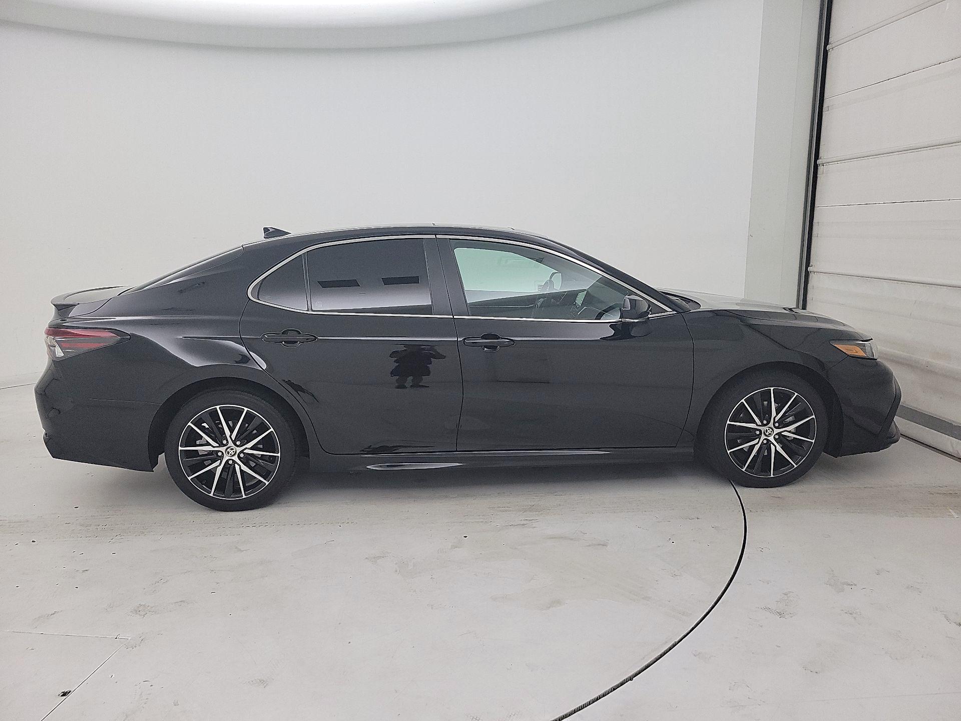 Thumbnail: 2024 Toyota Camry - 4