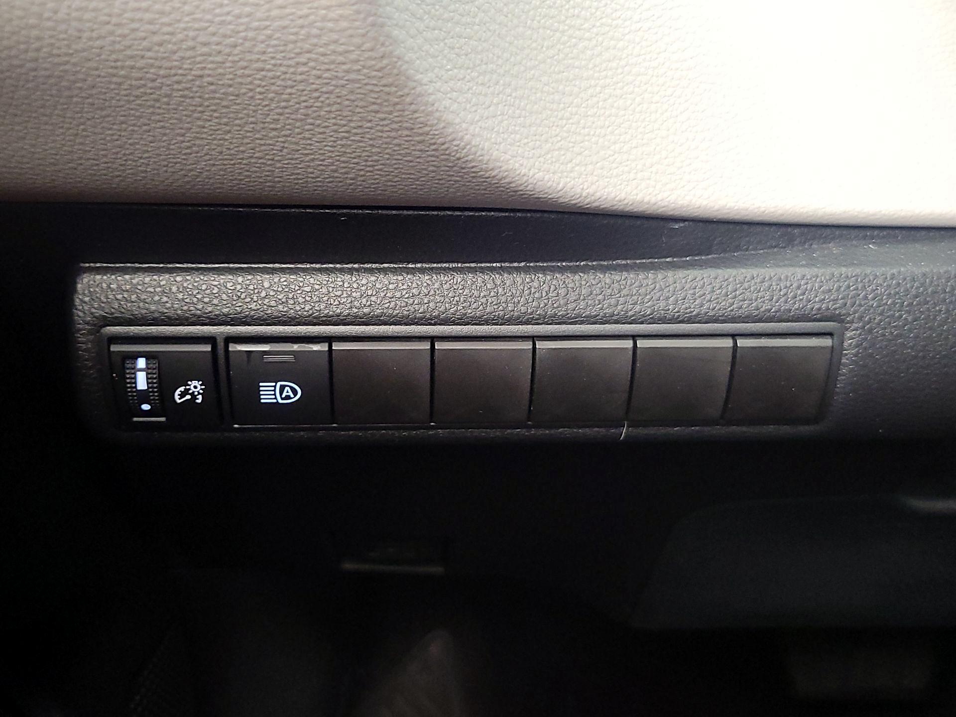 Thumbnail: 2023 Toyota Corolla - 13