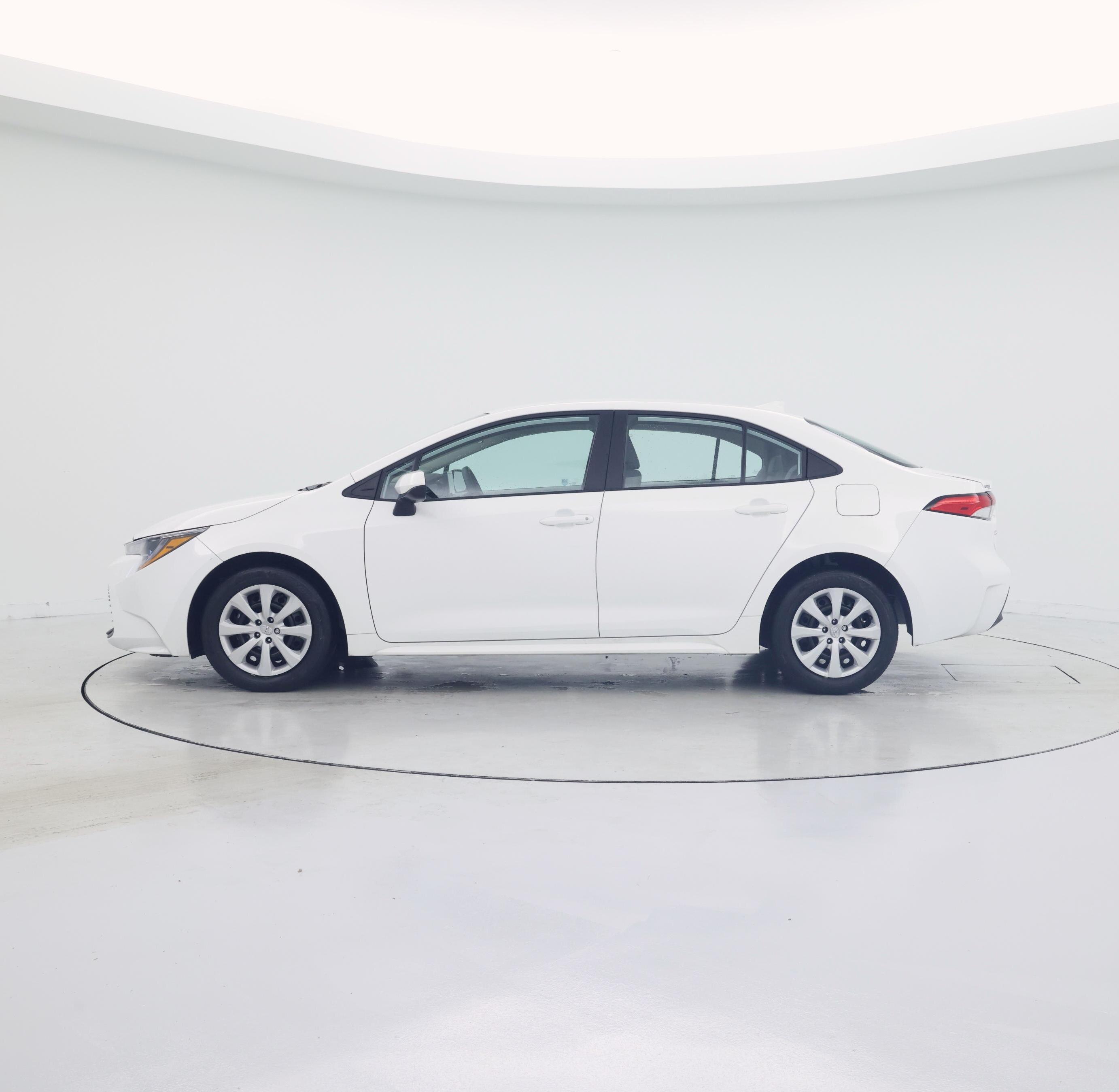 Thumbnail: 2023 Toyota Corolla - 3