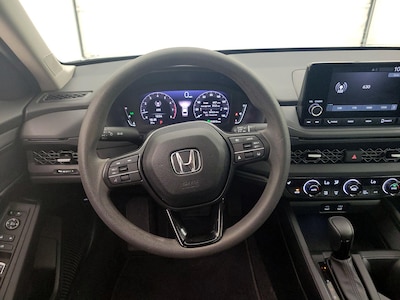 Steering Wheel & Instrument Cluster (On)