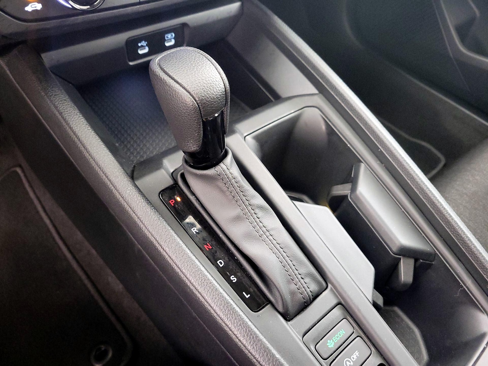 2025 Honda Accord SE - Photo 17