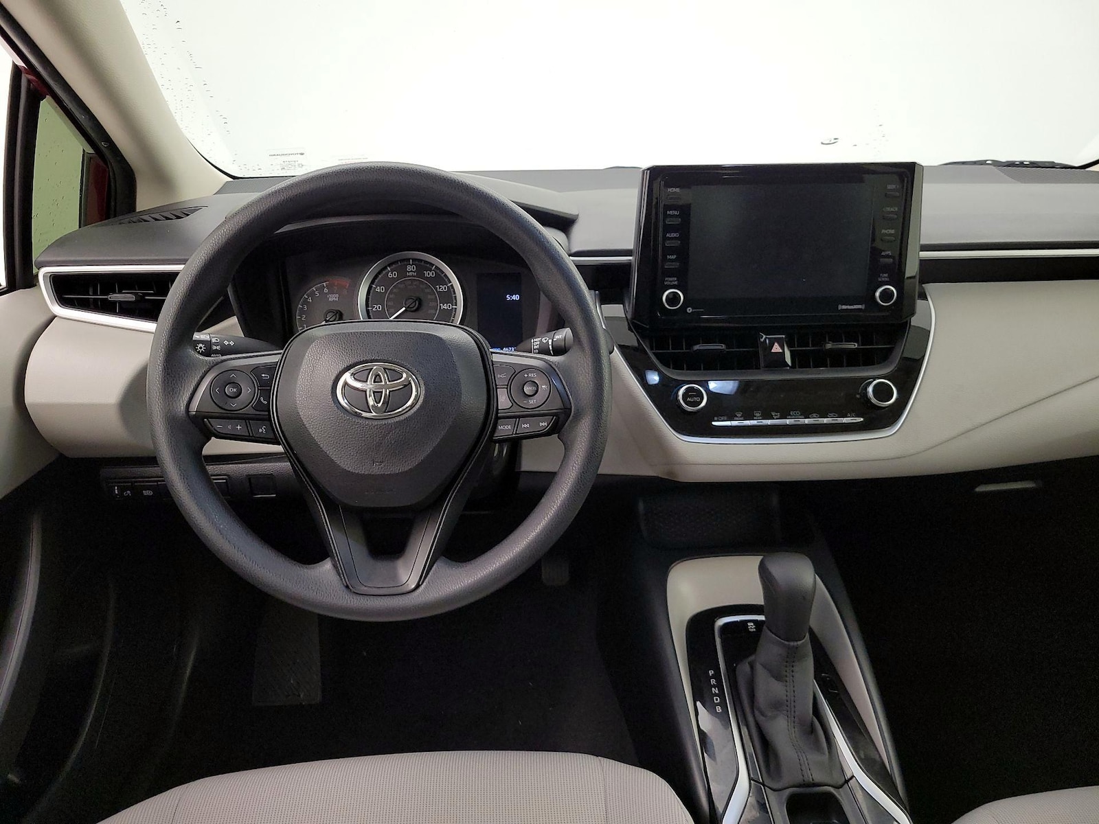 2022 Toyota Corolla LE - Photo 11