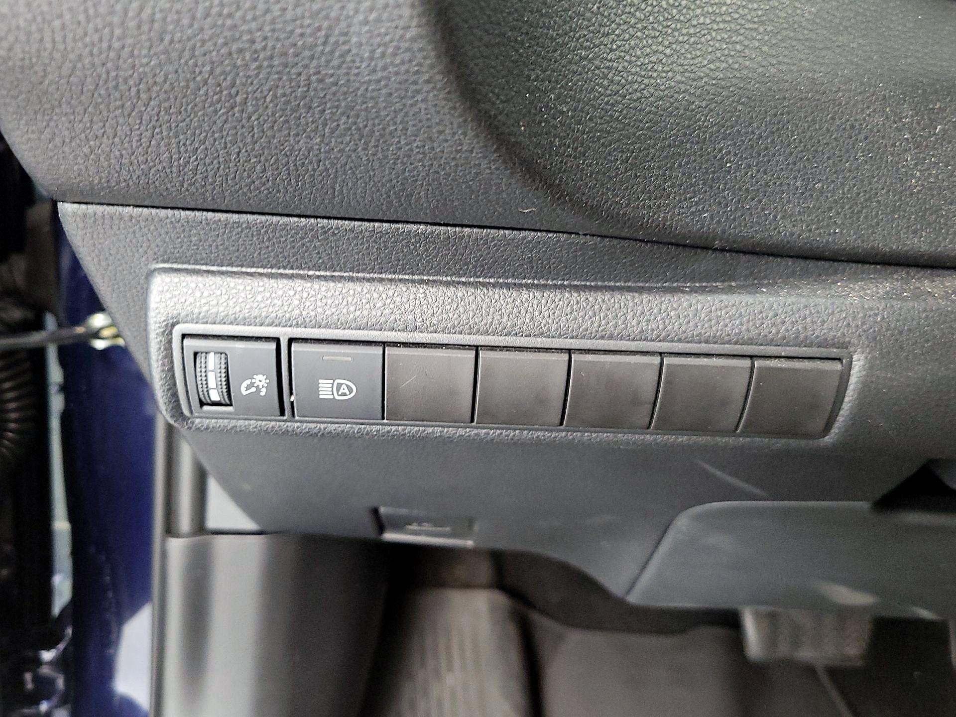 Thumbnail: 2022 Toyota Corolla - 13