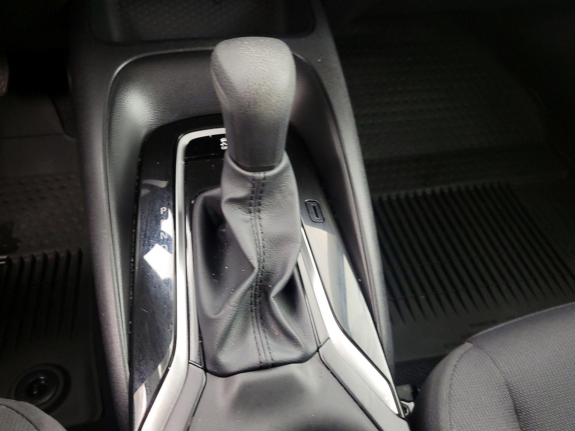 Thumbnail: 2025 Toyota Corolla - 17