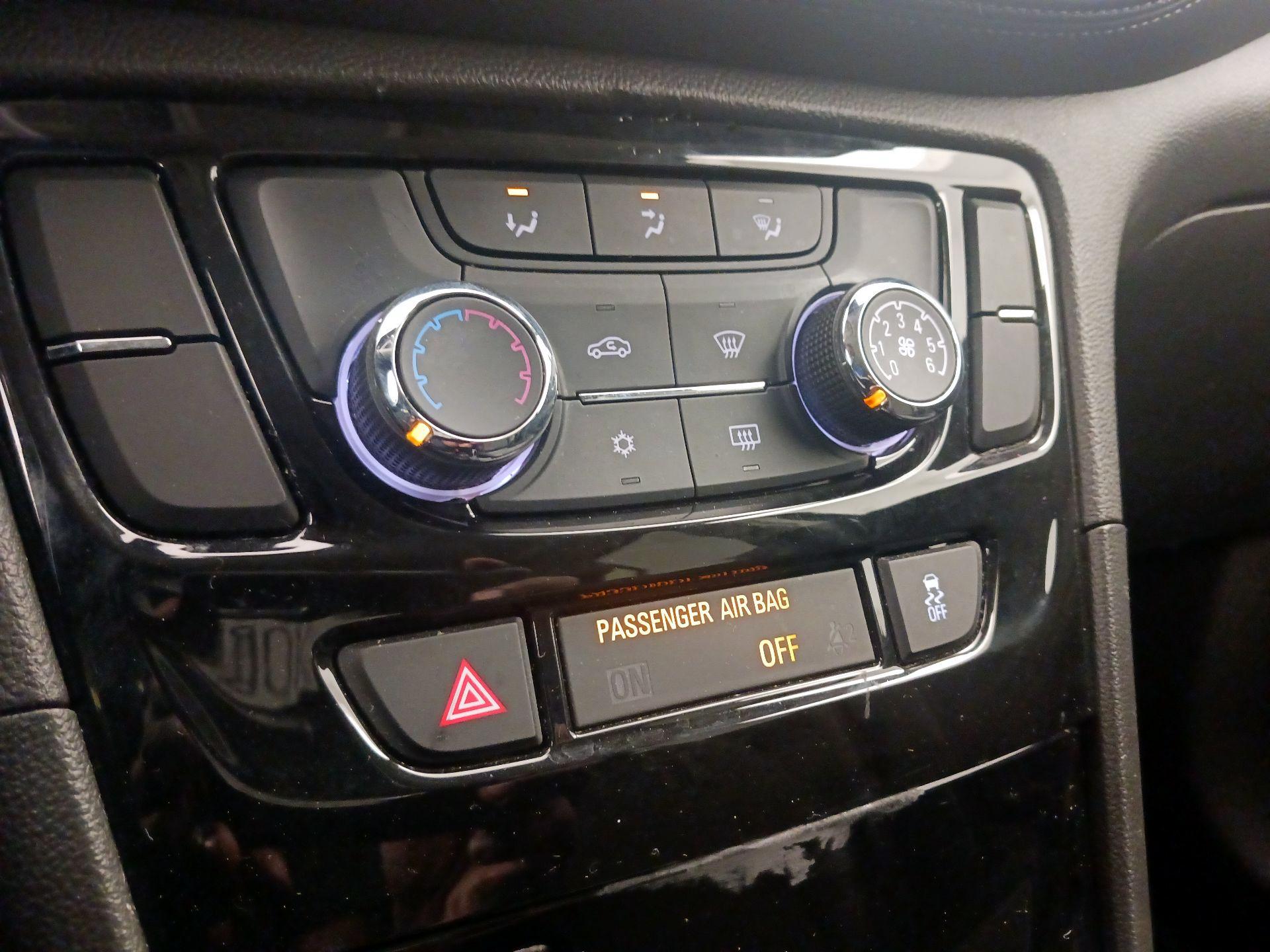 Thumbnail: 2020 Buick Encore - 16