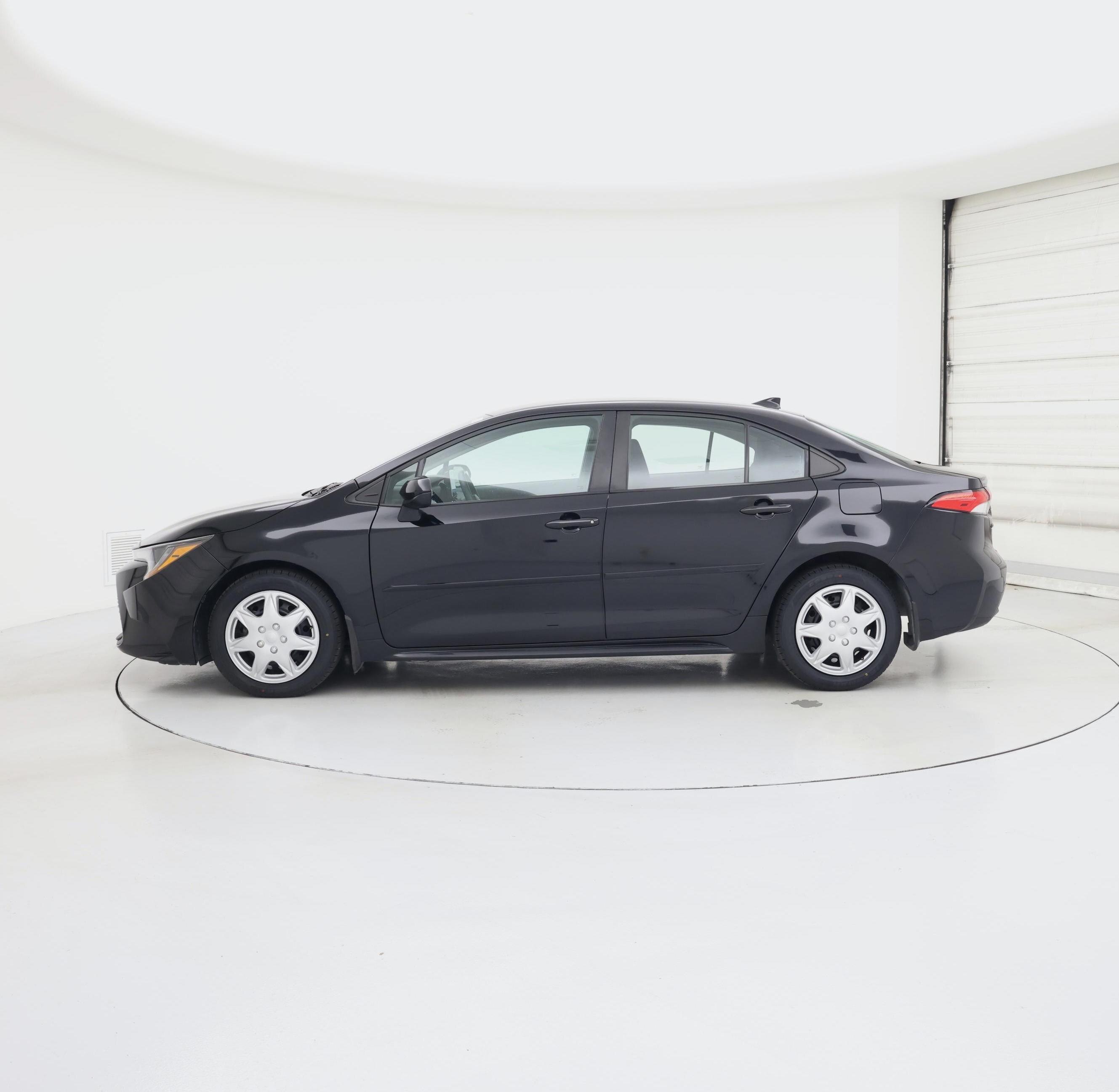 Thumbnail: 2024 Toyota Corolla - 3