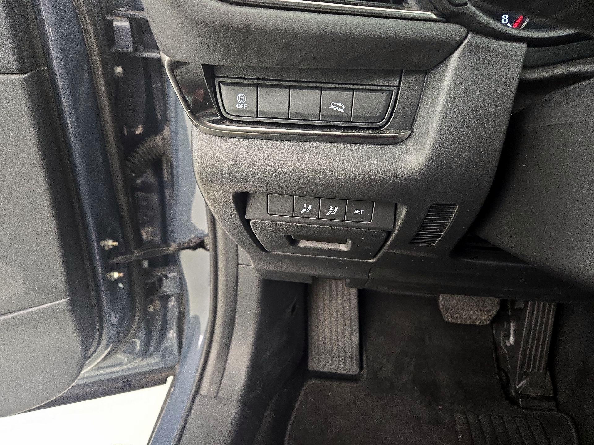 Thumbnail: 2023 Mazda CX-30 - 13