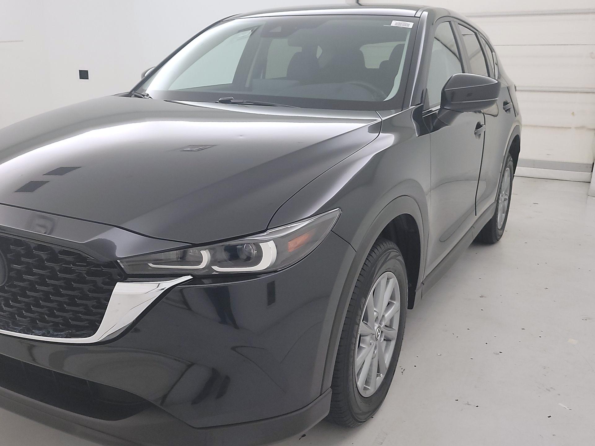 Thumbnail: 2023 Mazda CX-5 - 3