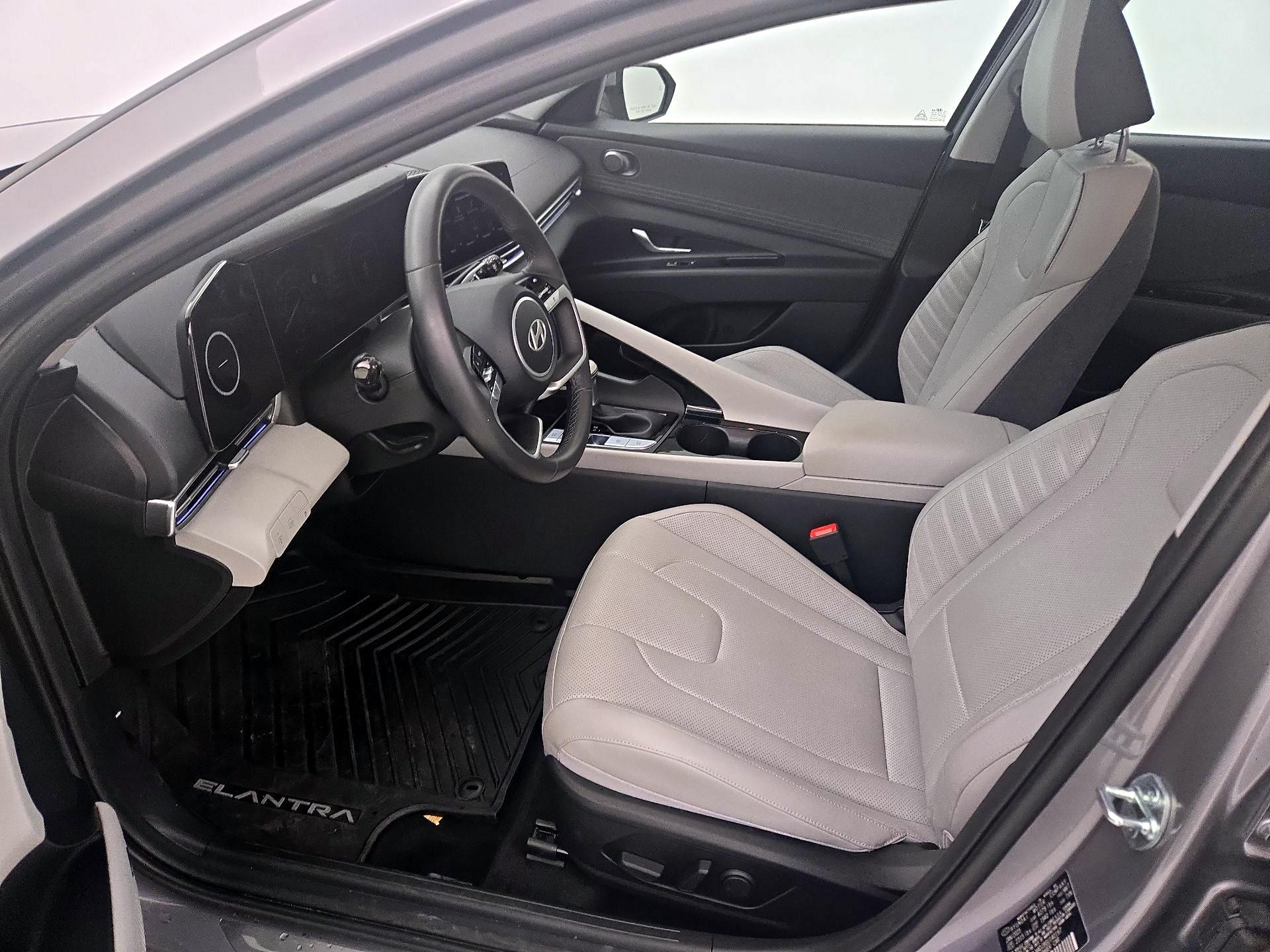 Thumbnail: 2025 Hyundai Elantra - 11