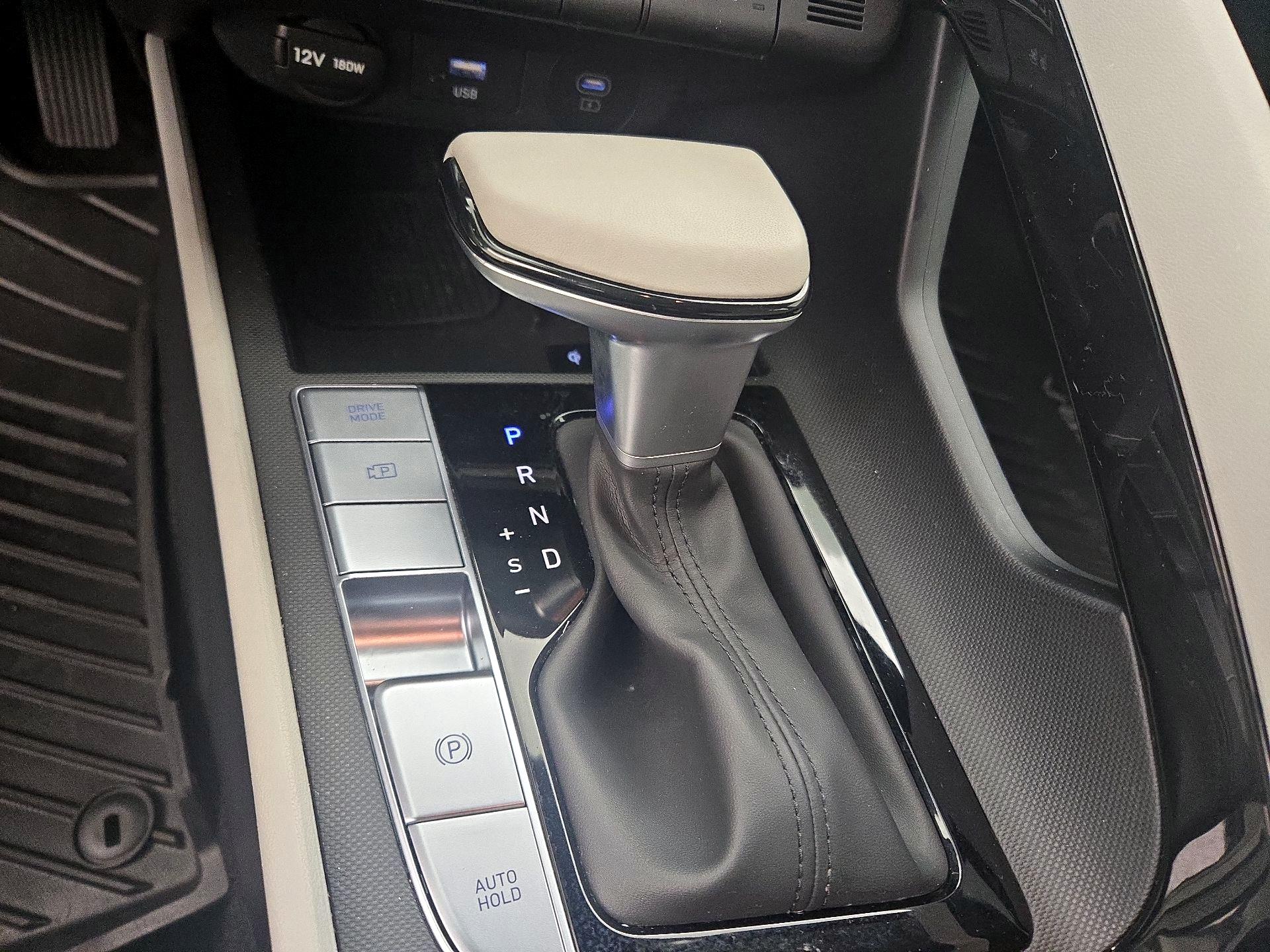 Thumbnail: 2025 Hyundai Elantra - 18