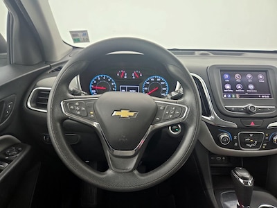 Steering Wheel & Instrument Cluster (On)