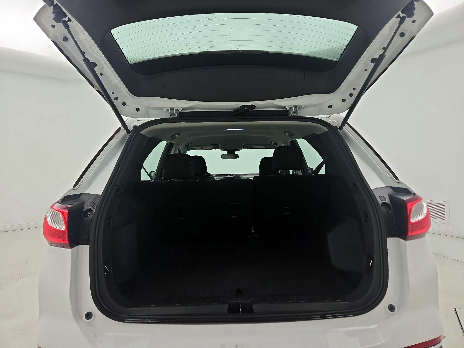 Thumbnail: 2021 Chevrolet Equinox - 20