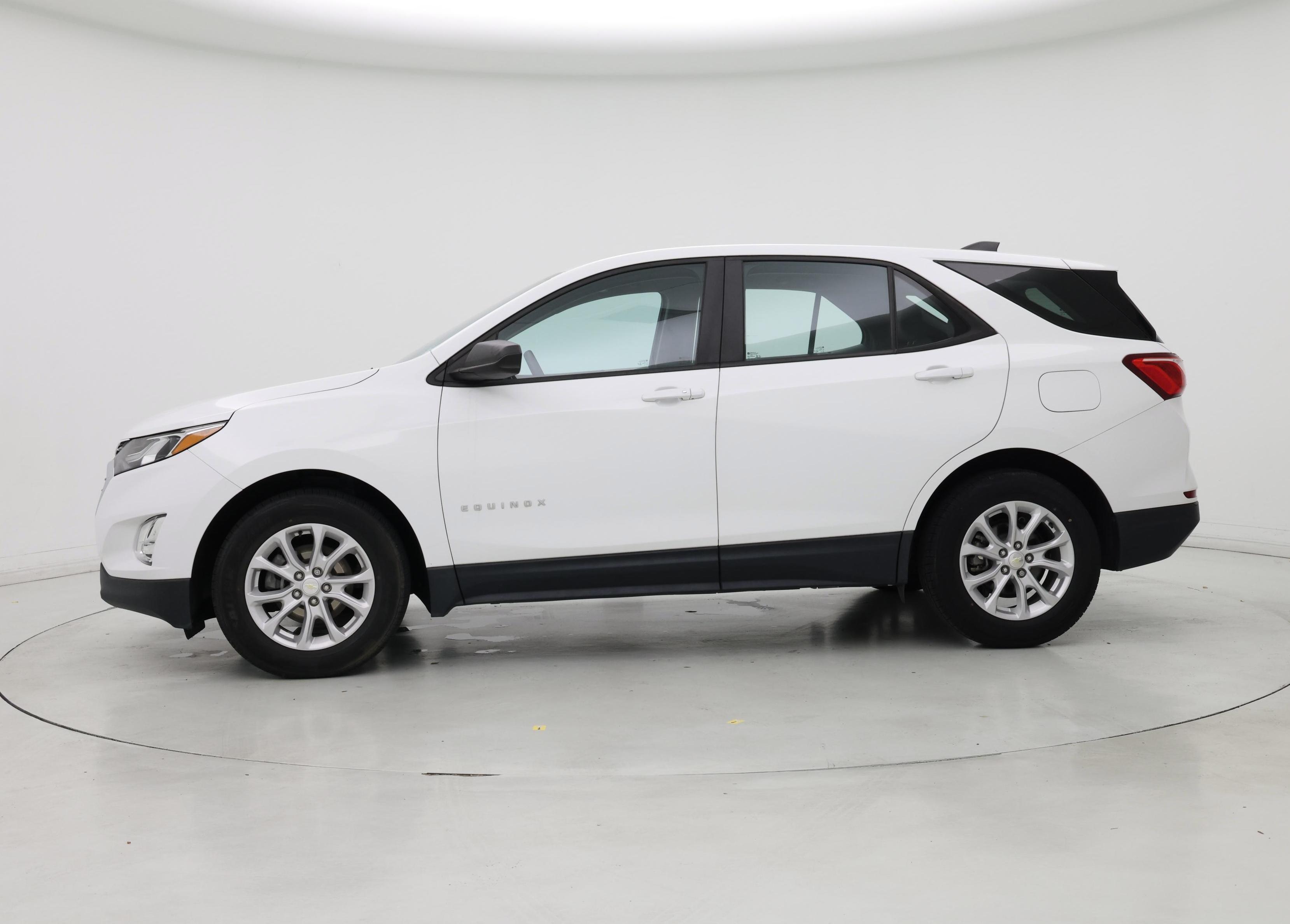 Thumbnail: 2021 Chevrolet Equinox - 3