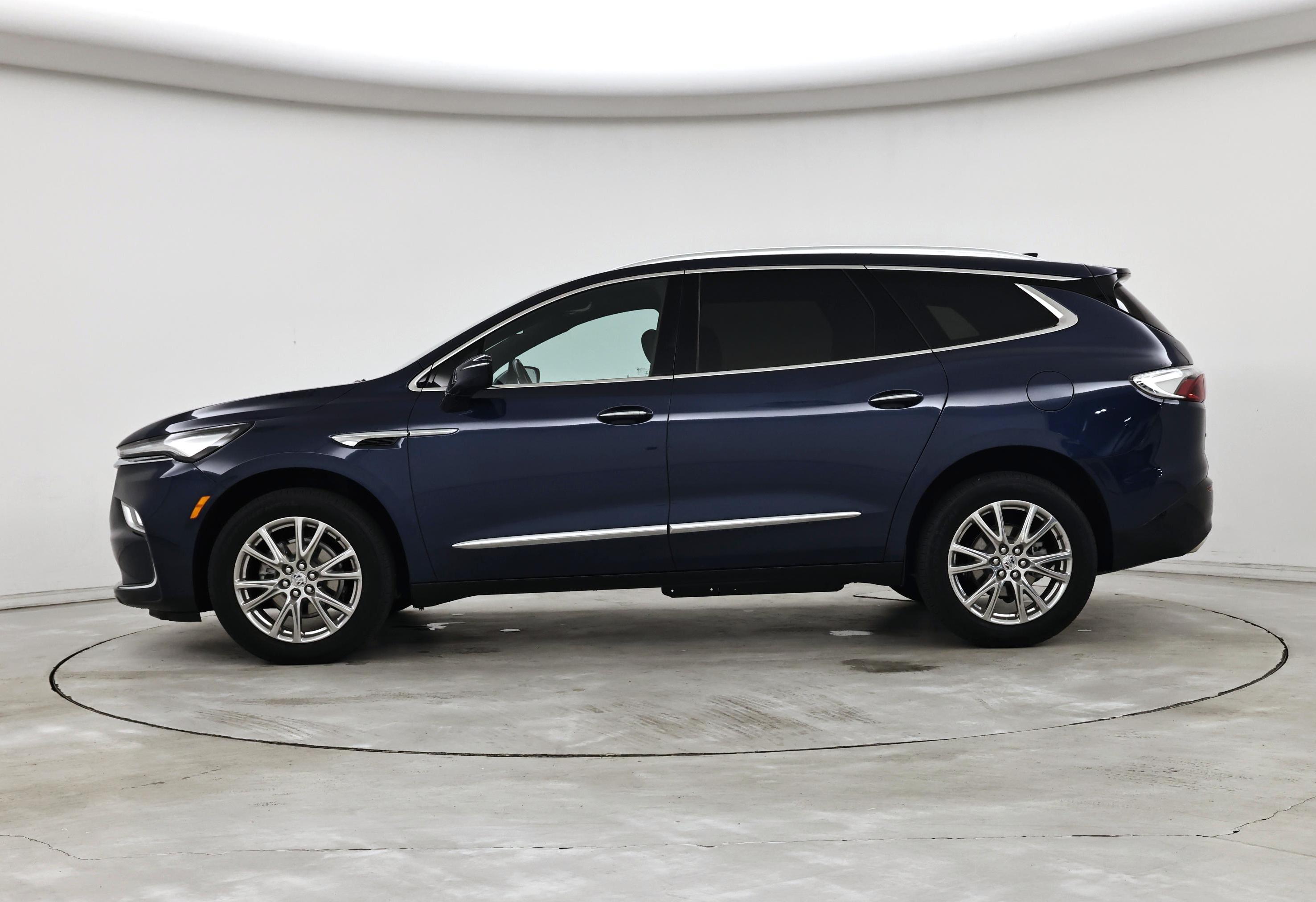 Thumbnail: 2023 Buick Enclave - 3