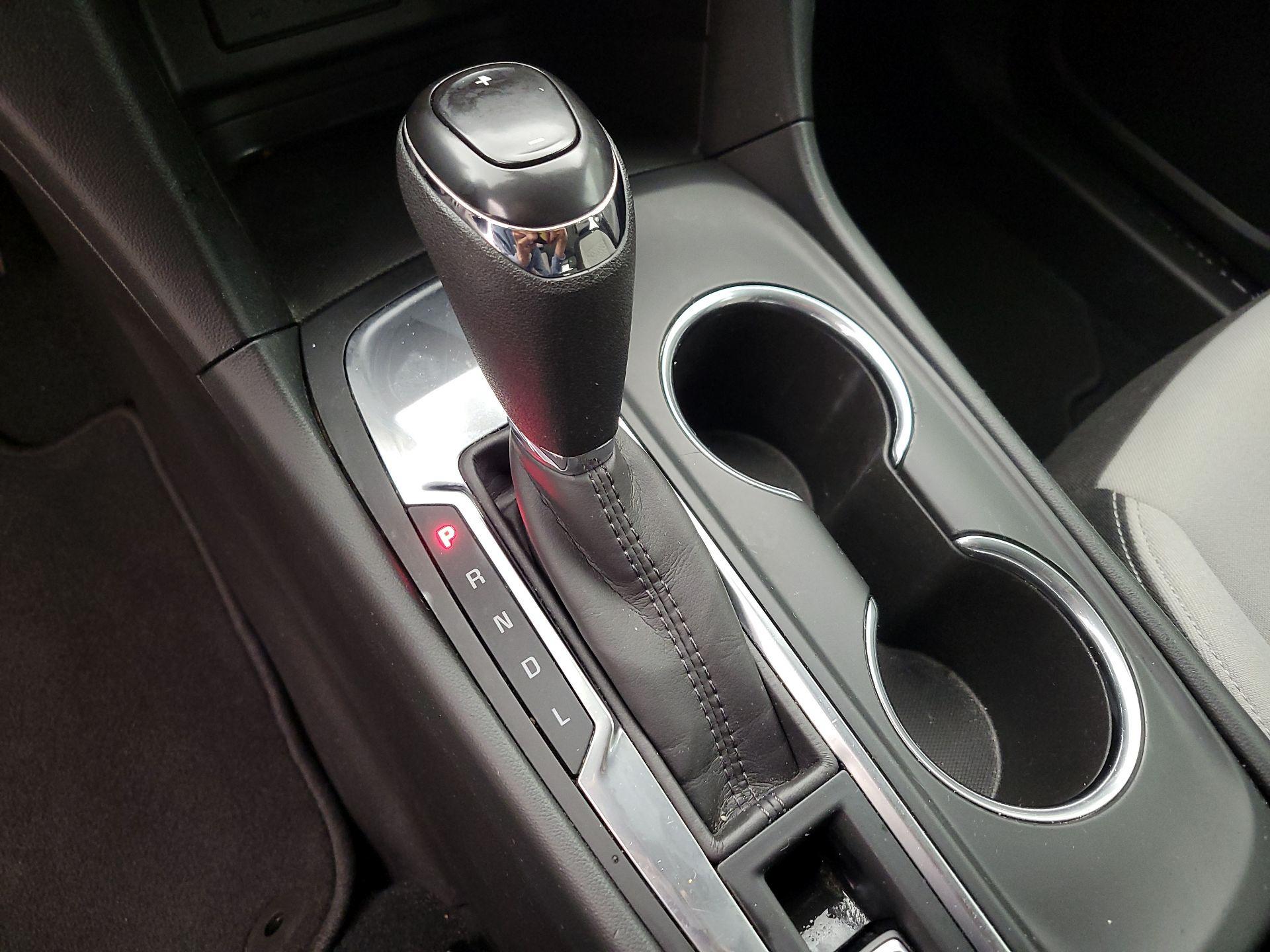 Thumbnail: 2020 Chevrolet Equinox - 17