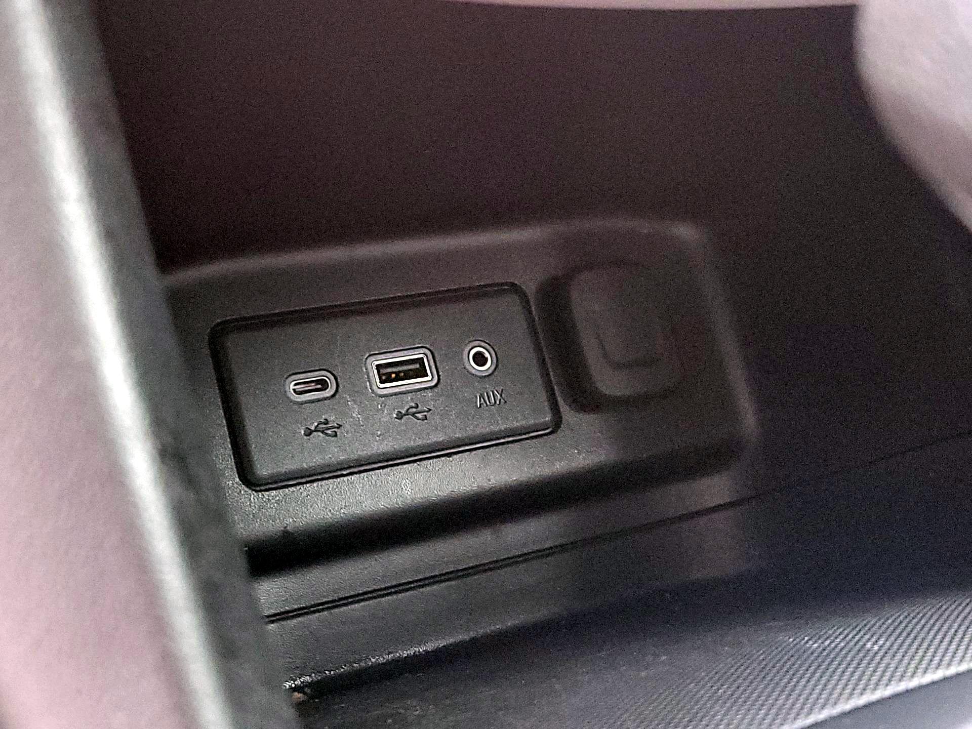 Thumbnail: 2020 Chevrolet Equinox - 18