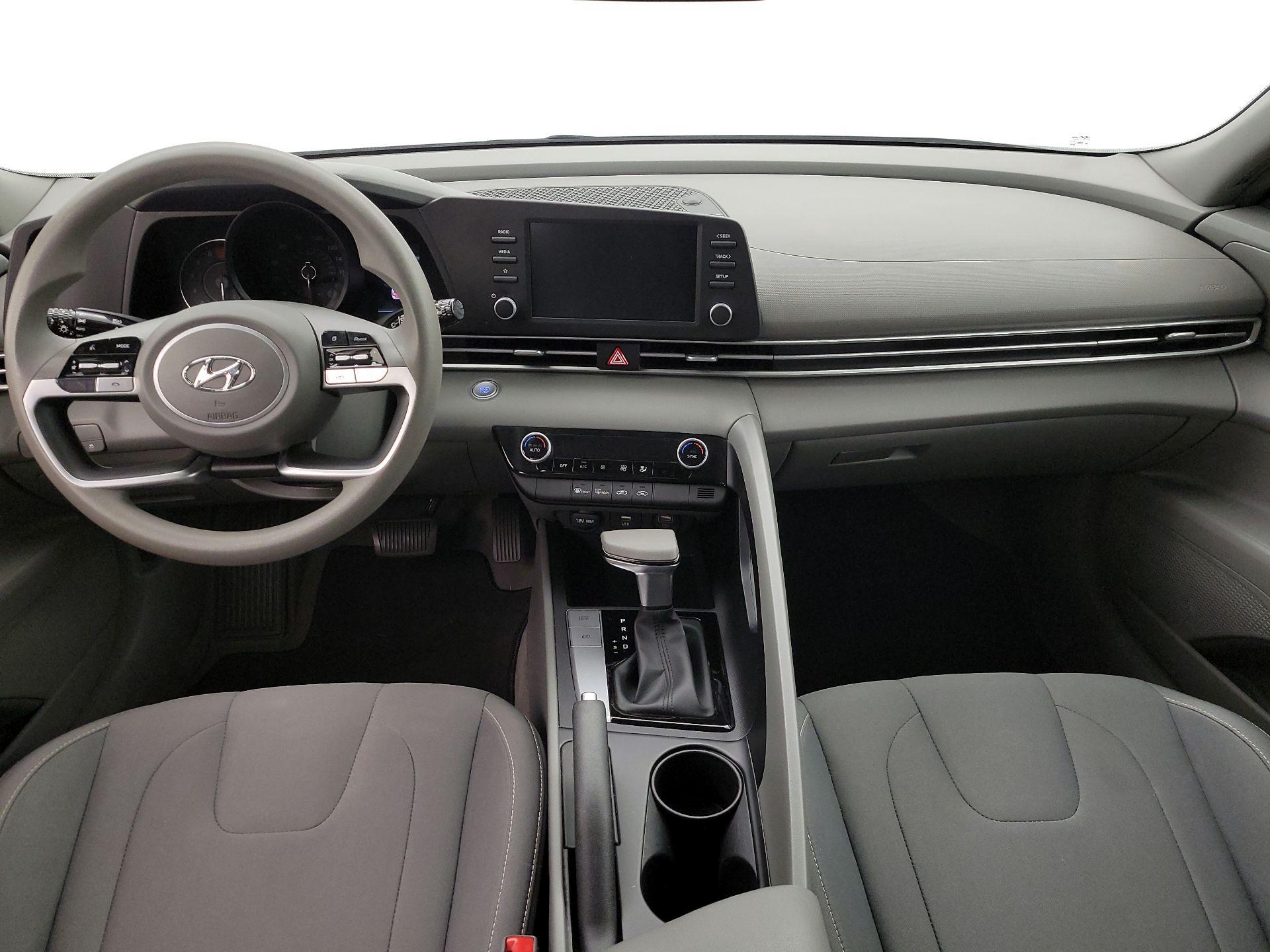 Thumbnail: 2023 Hyundai Elantra - 9