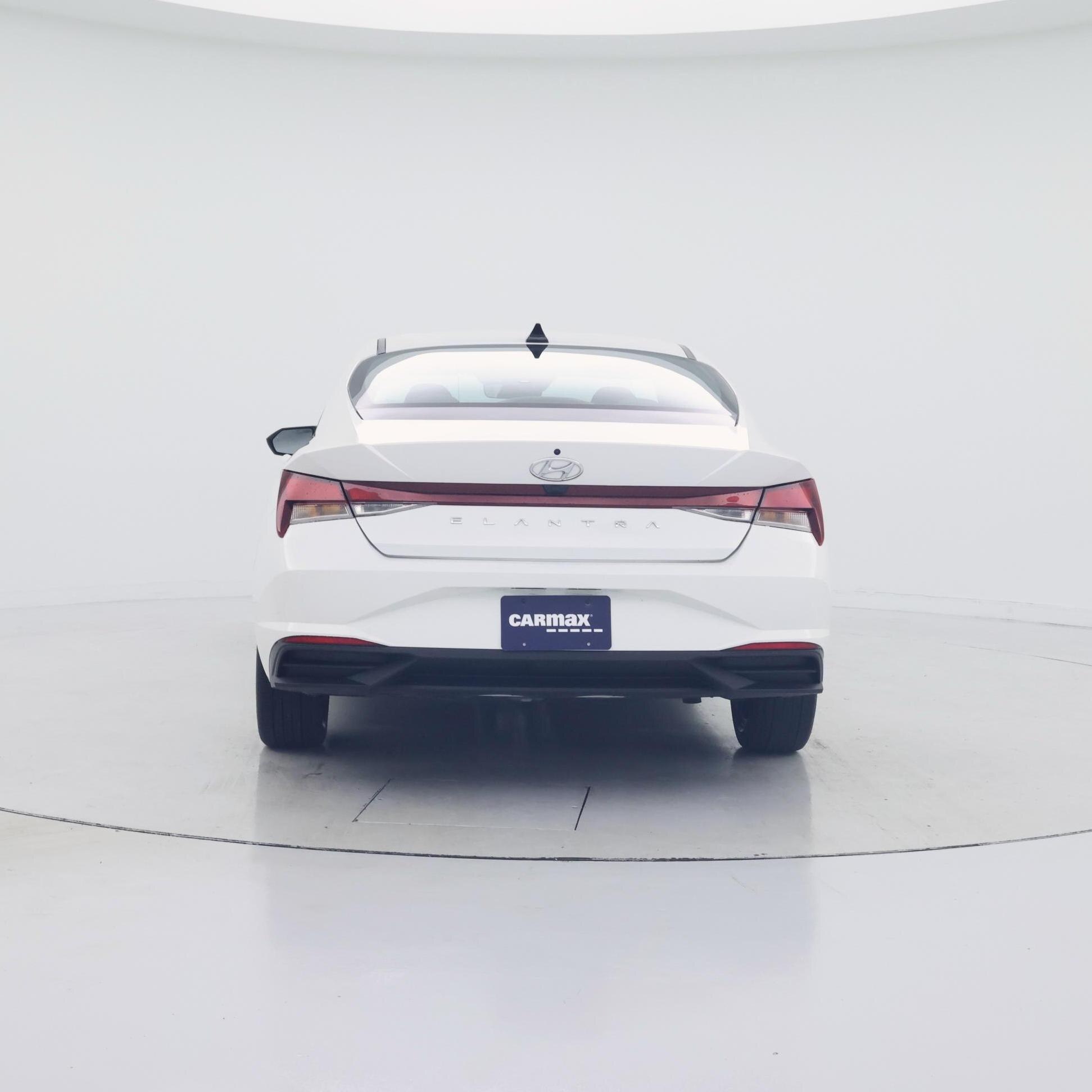 Thumbnail: 2023 Hyundai Elantra - 6