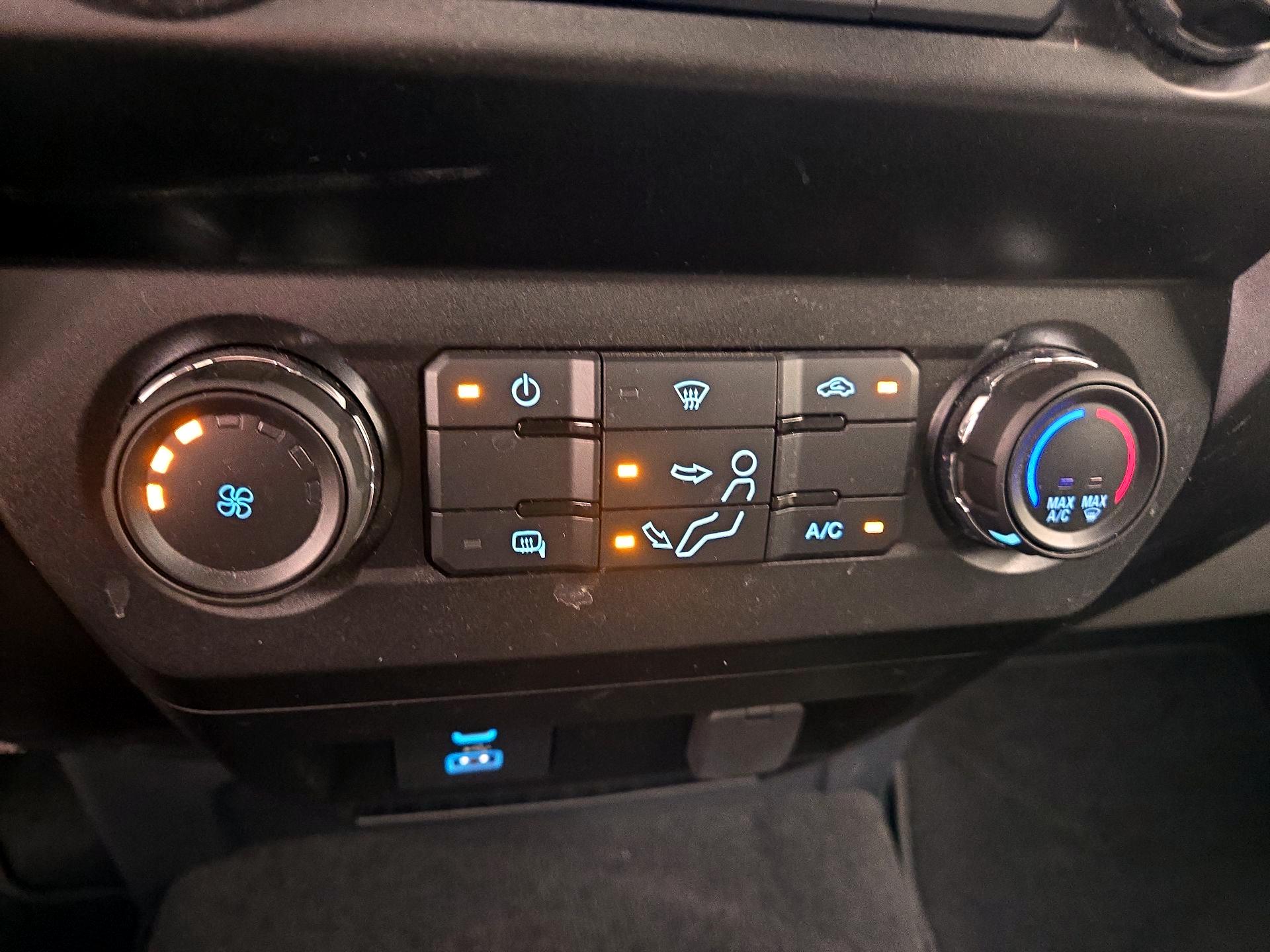 Thumbnail: 2022 Ford F-350 - 16