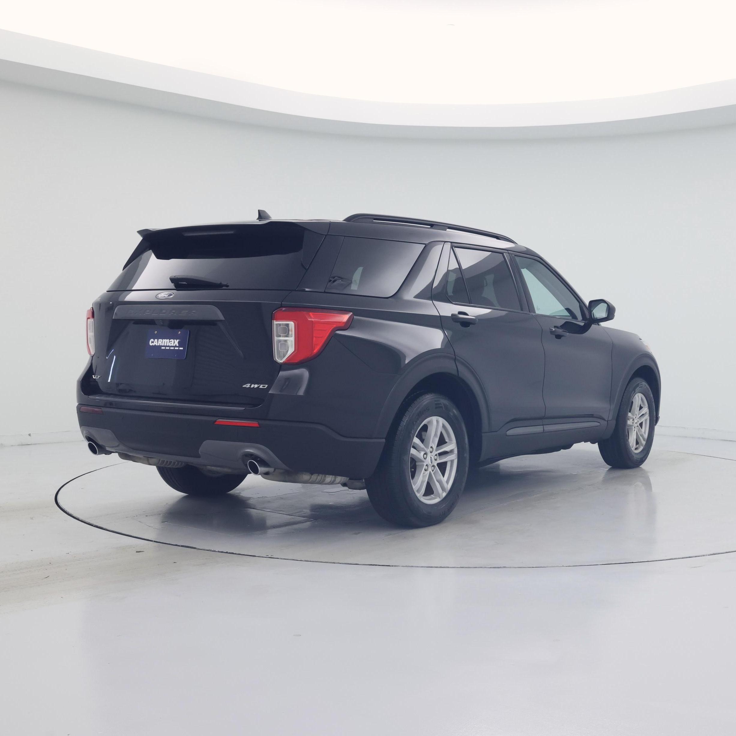 Thumbnail: 2021 Ford Explorer - 8