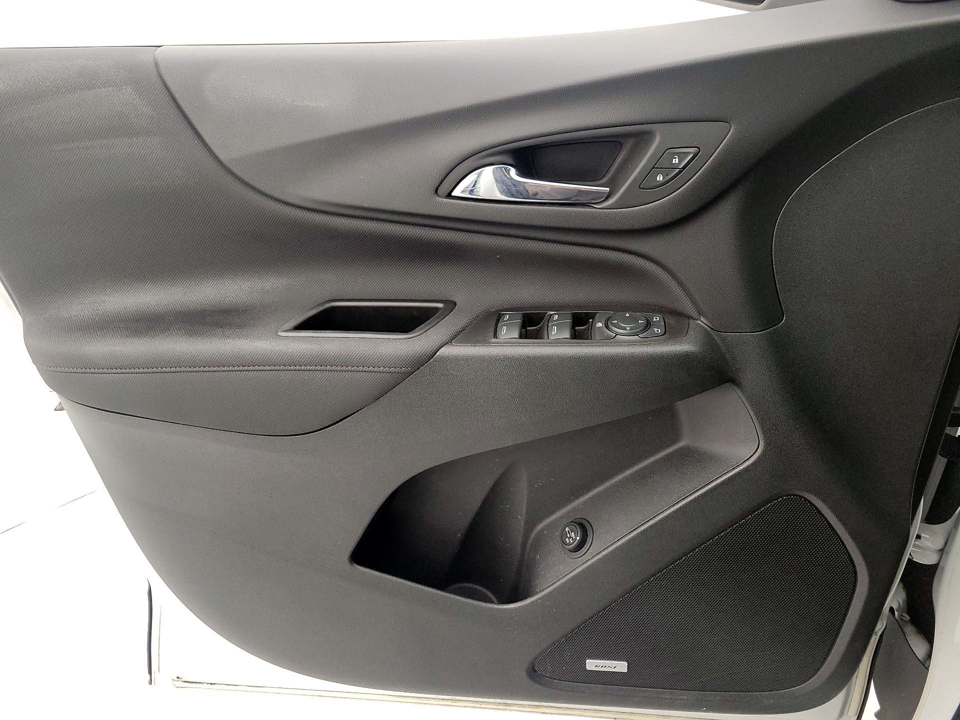 Thumbnail: 2022 Chevrolet Equinox - 12