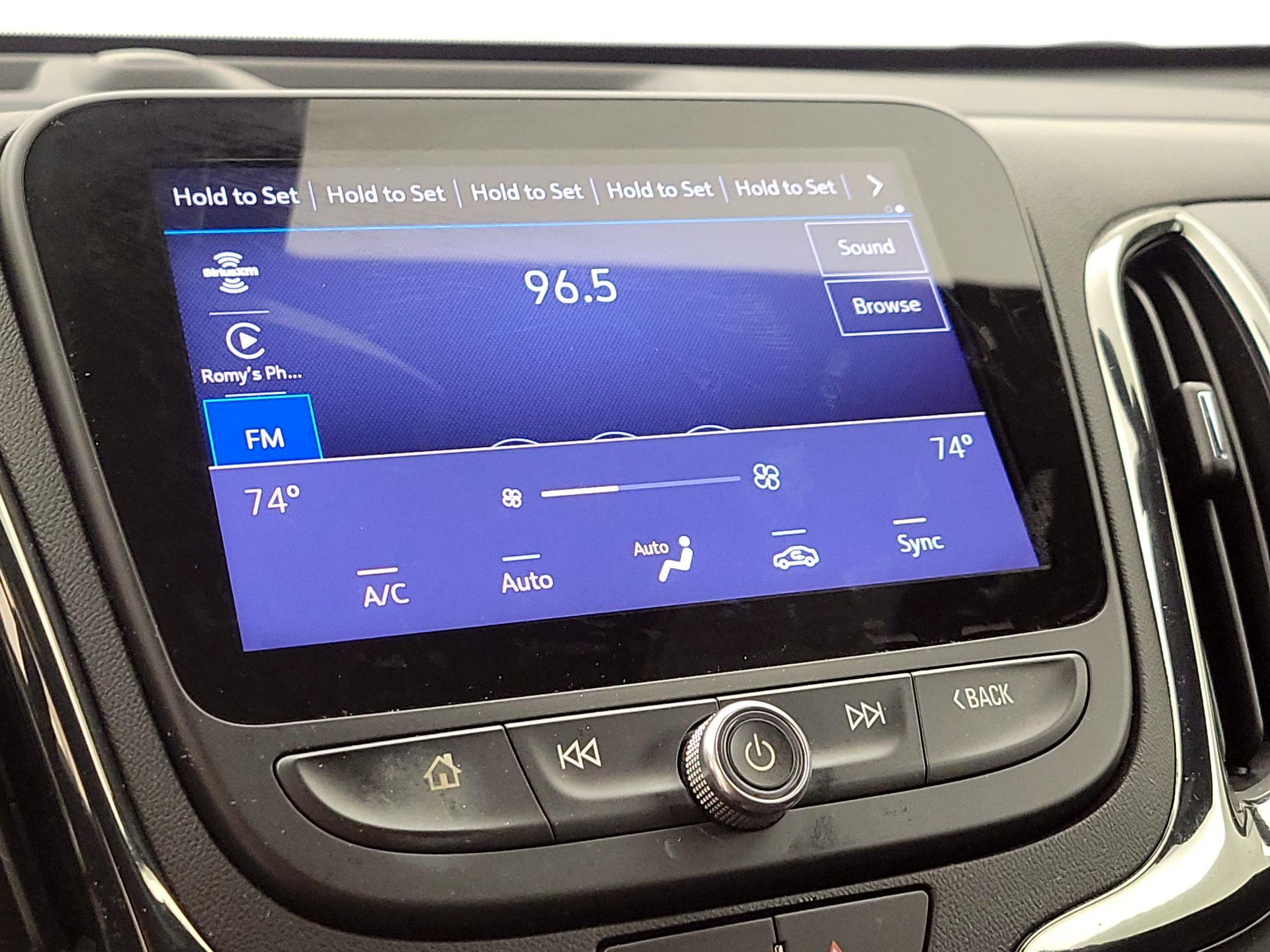 Thumbnail: 2022 Chevrolet Equinox - 15