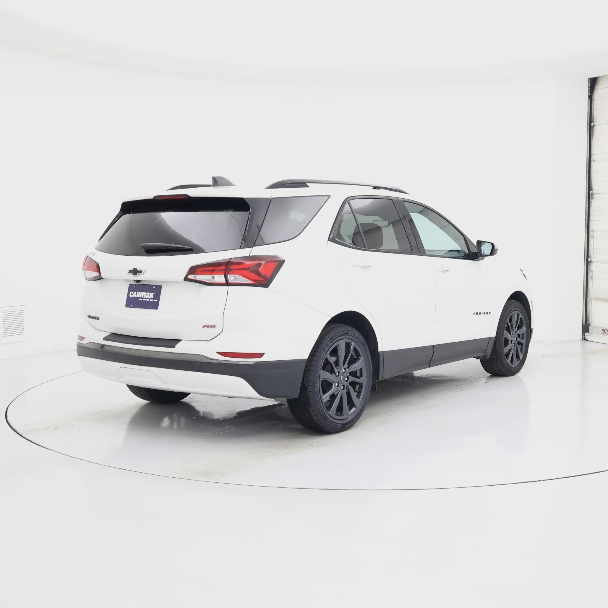 Thumbnail: 2022 Chevrolet Equinox - 8