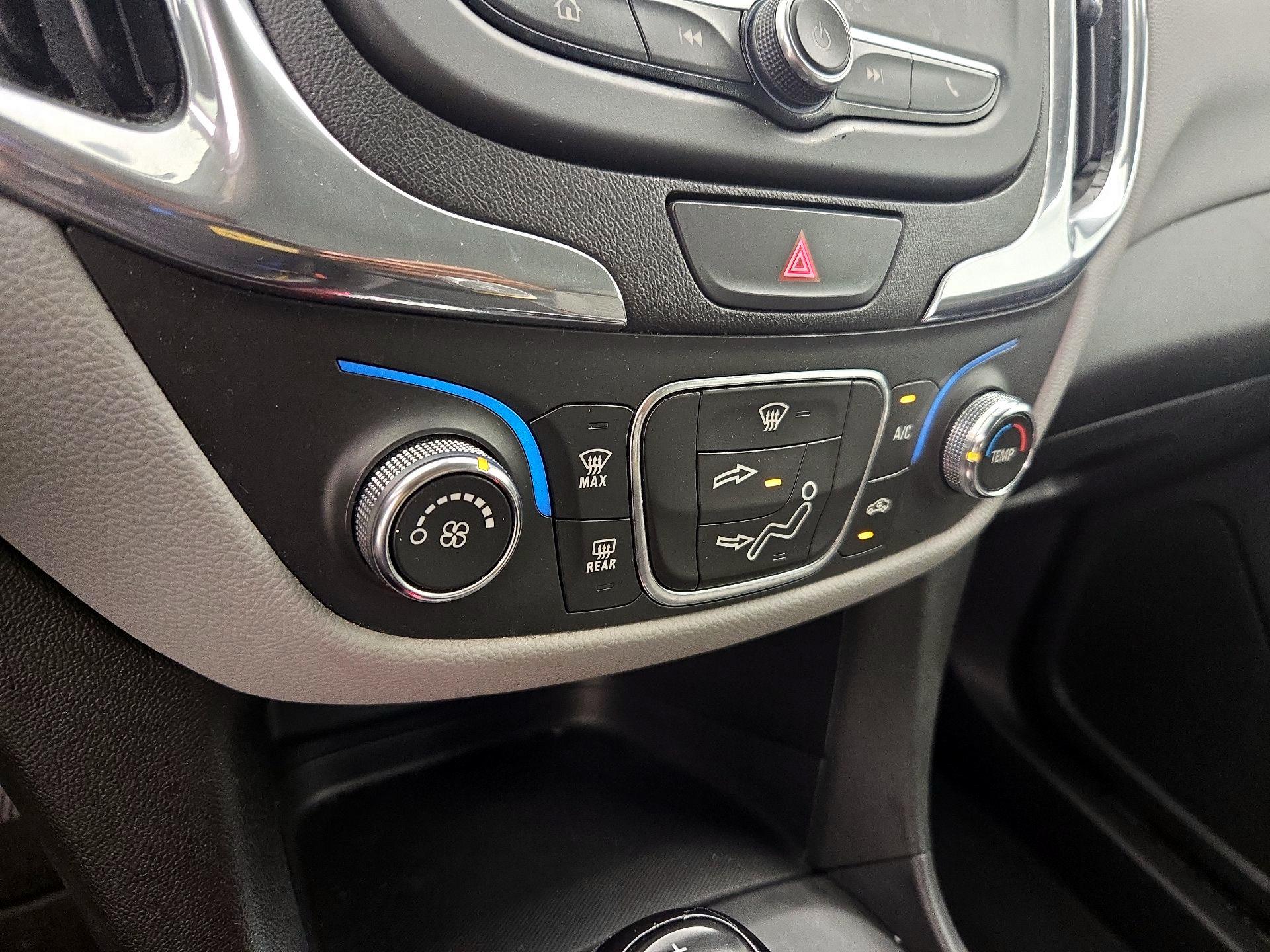 Thumbnail: 2020 Chevrolet Equinox - 16