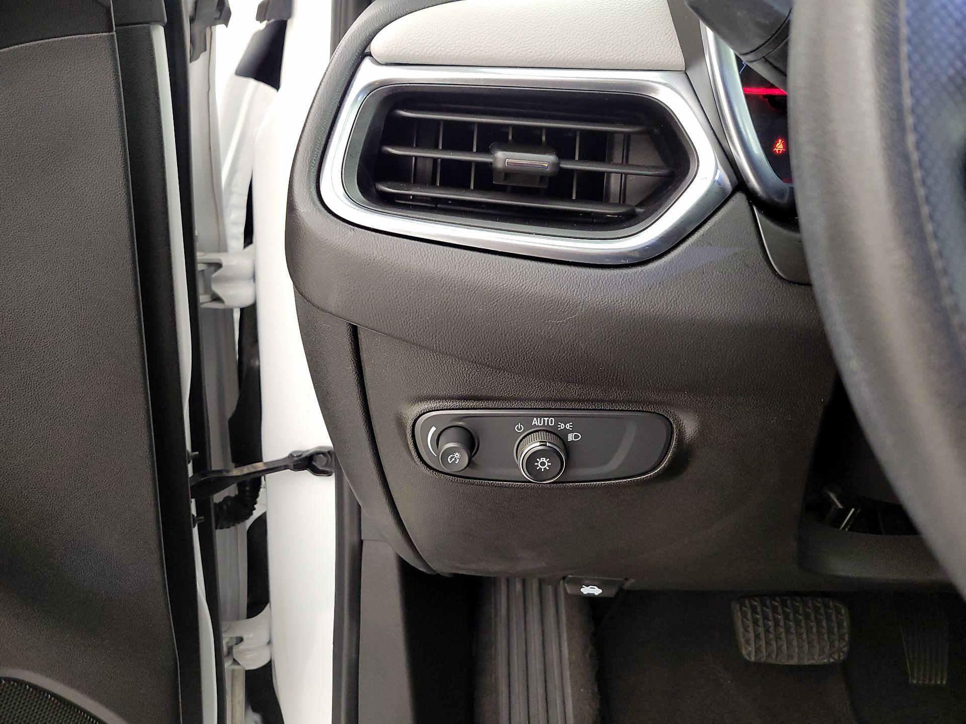 Thumbnail: 2021 Chevrolet Equinox - 13