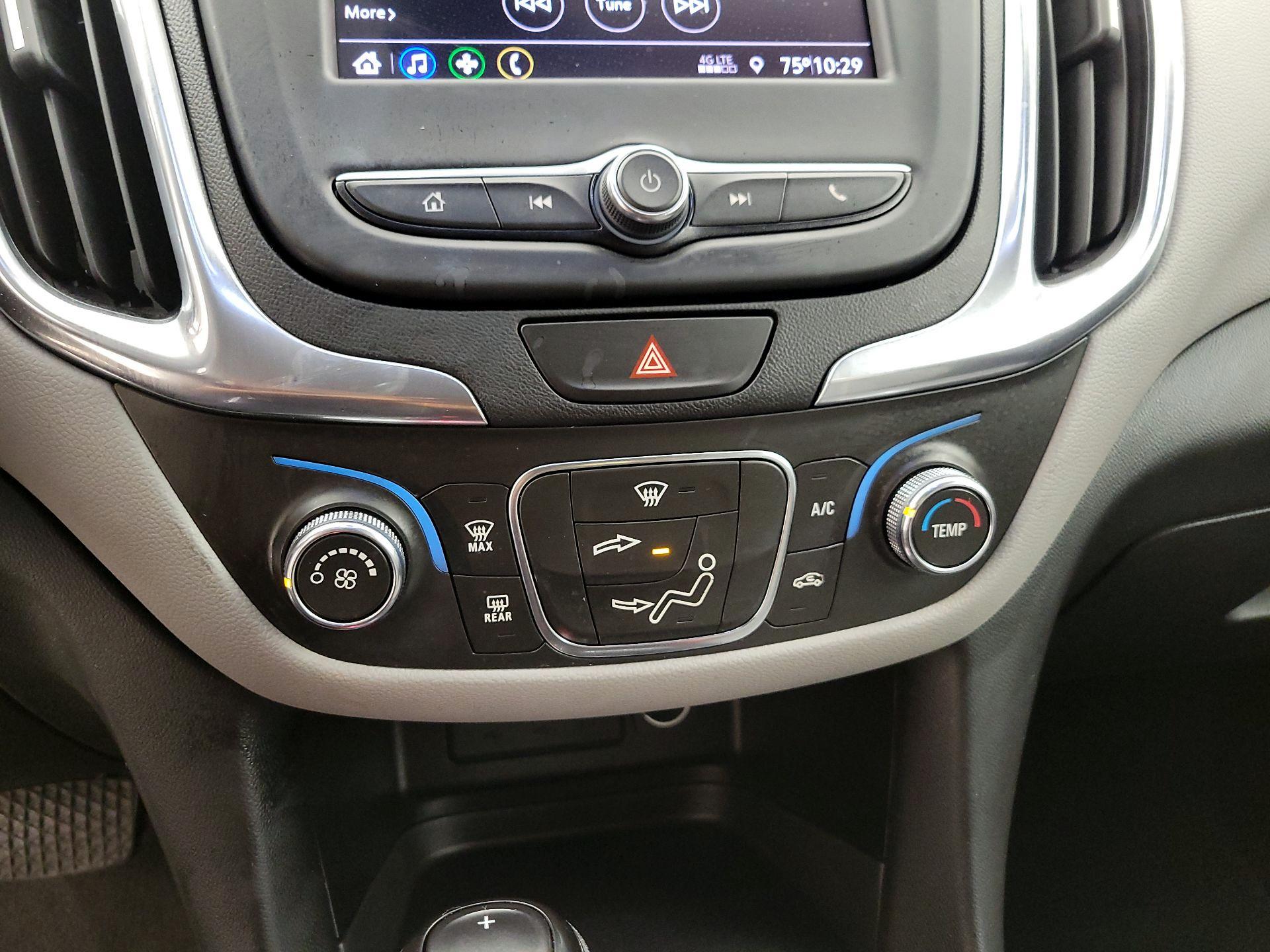 Thumbnail: 2021 Chevrolet Equinox - 16