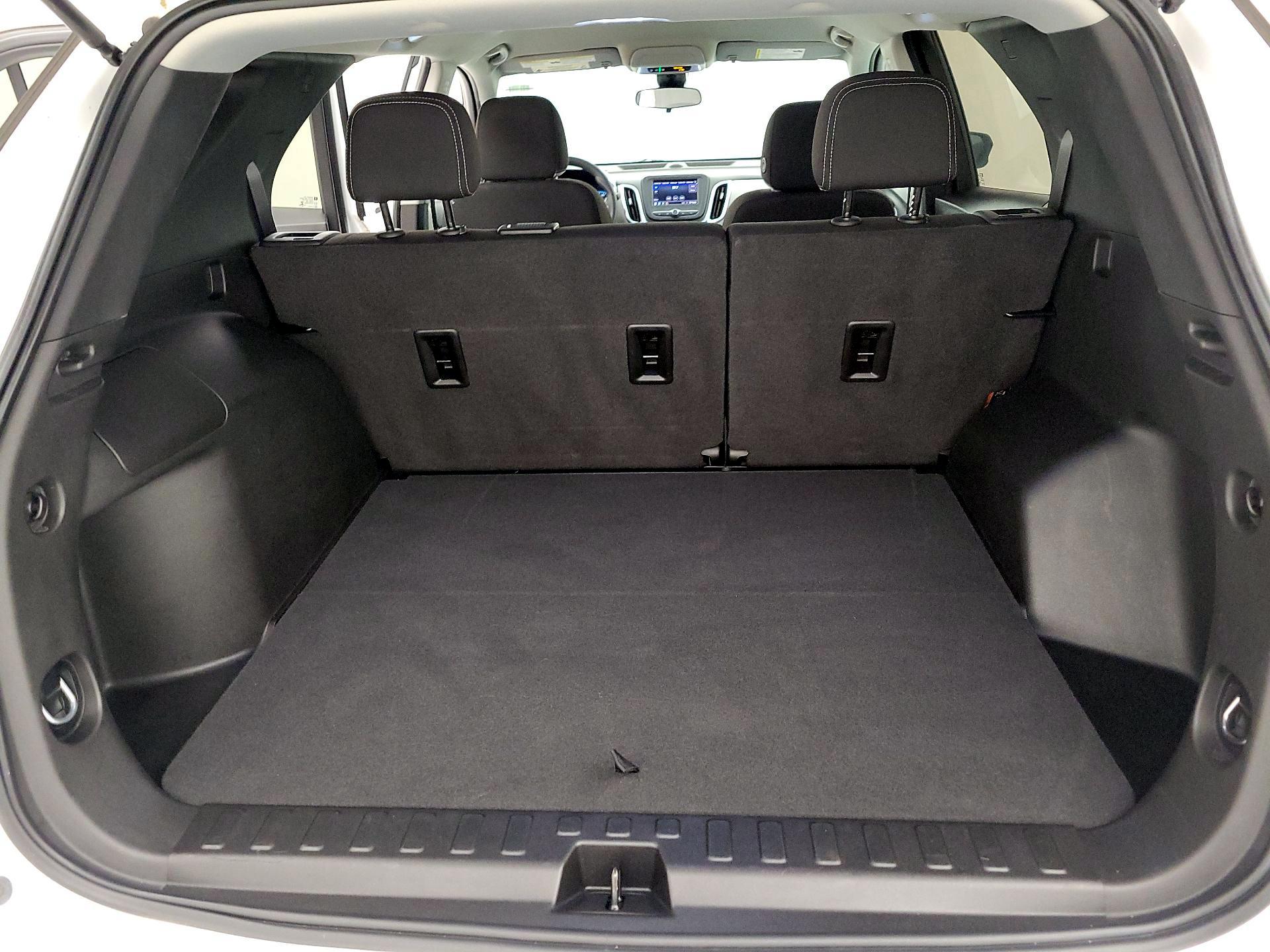 Thumbnail: 2021 Chevrolet Equinox - 20