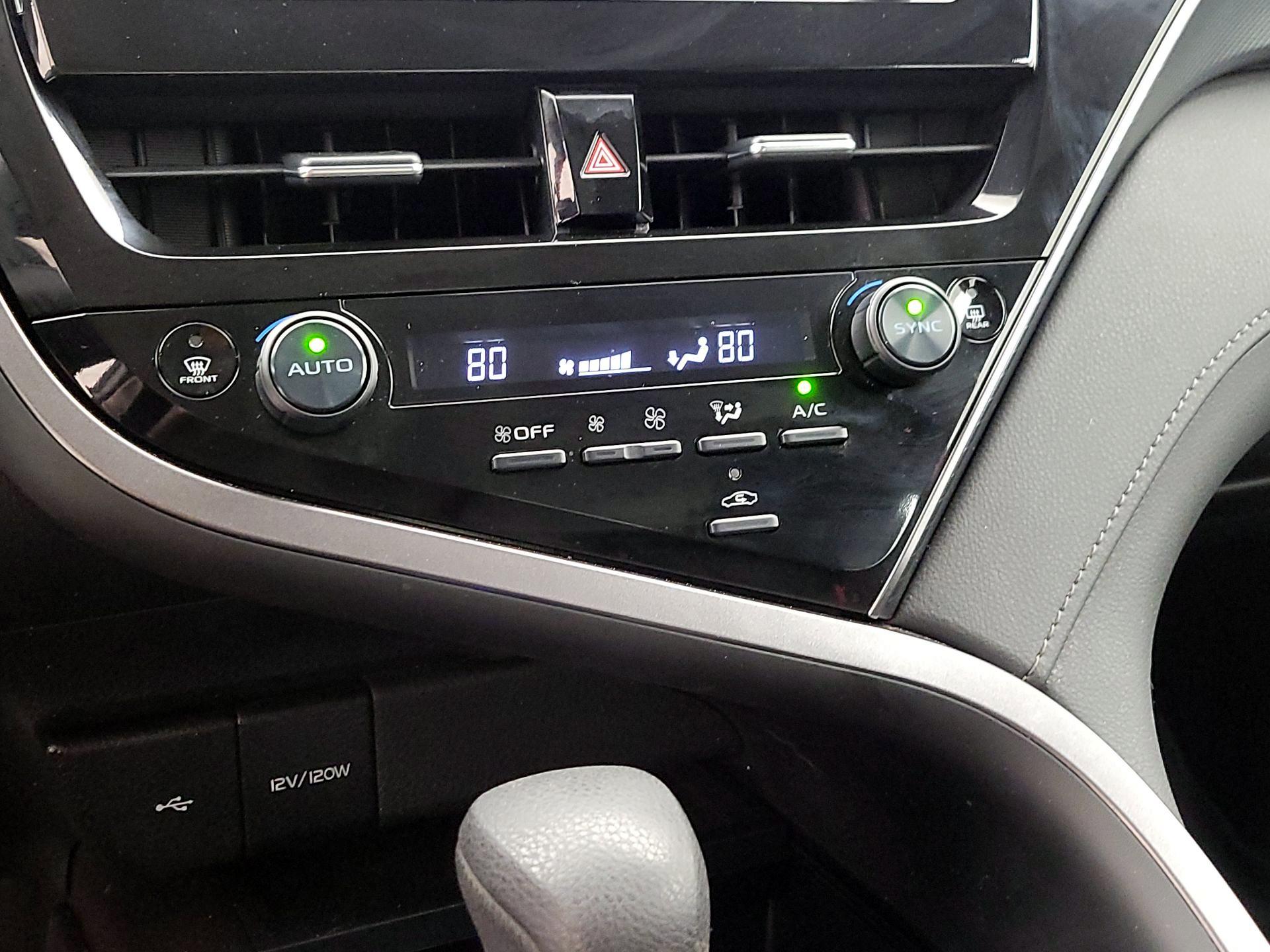 Thumbnail: 2024 Toyota Camry - 16