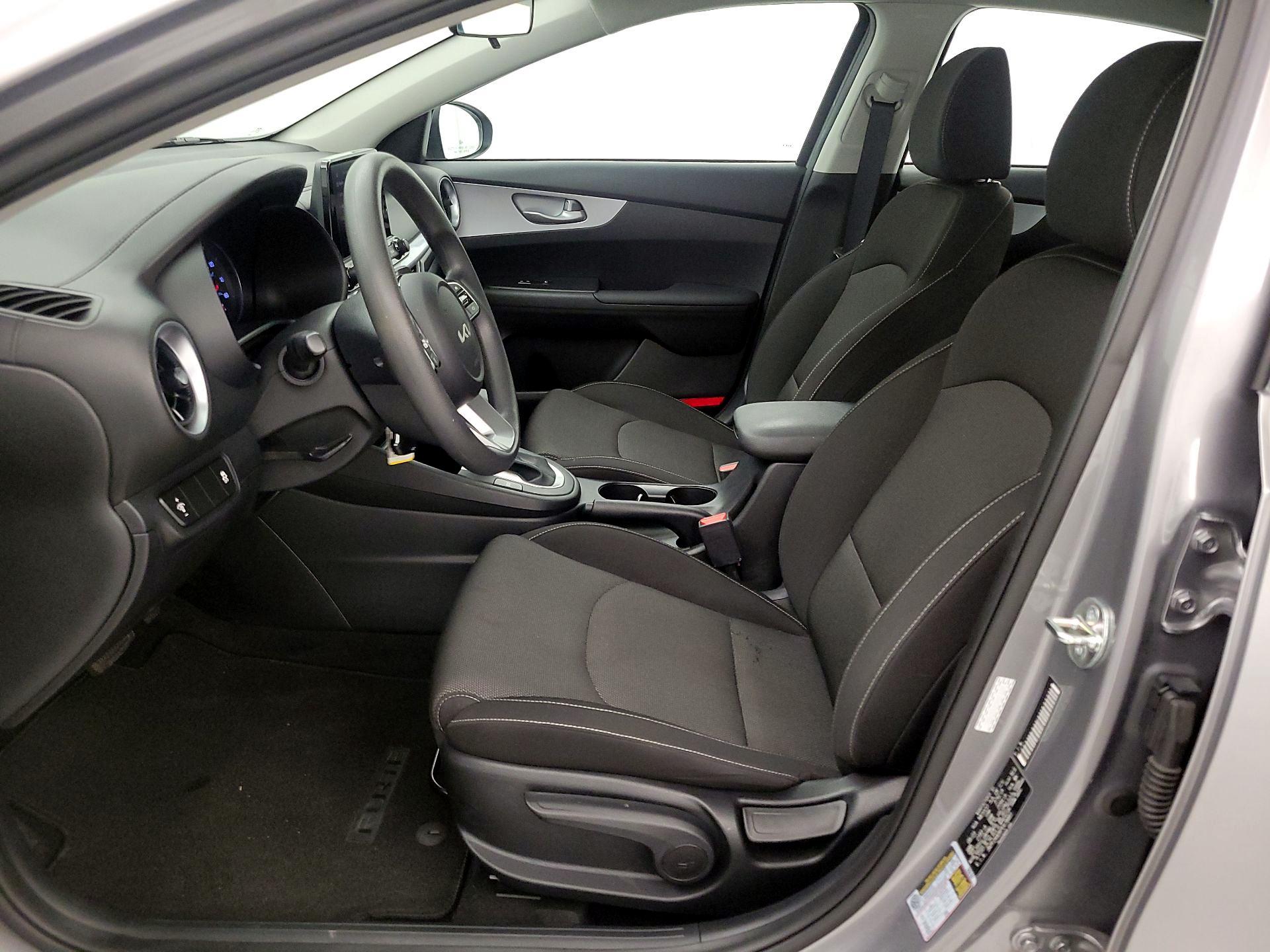 Thumbnail: 2023 Kia Forte - 11