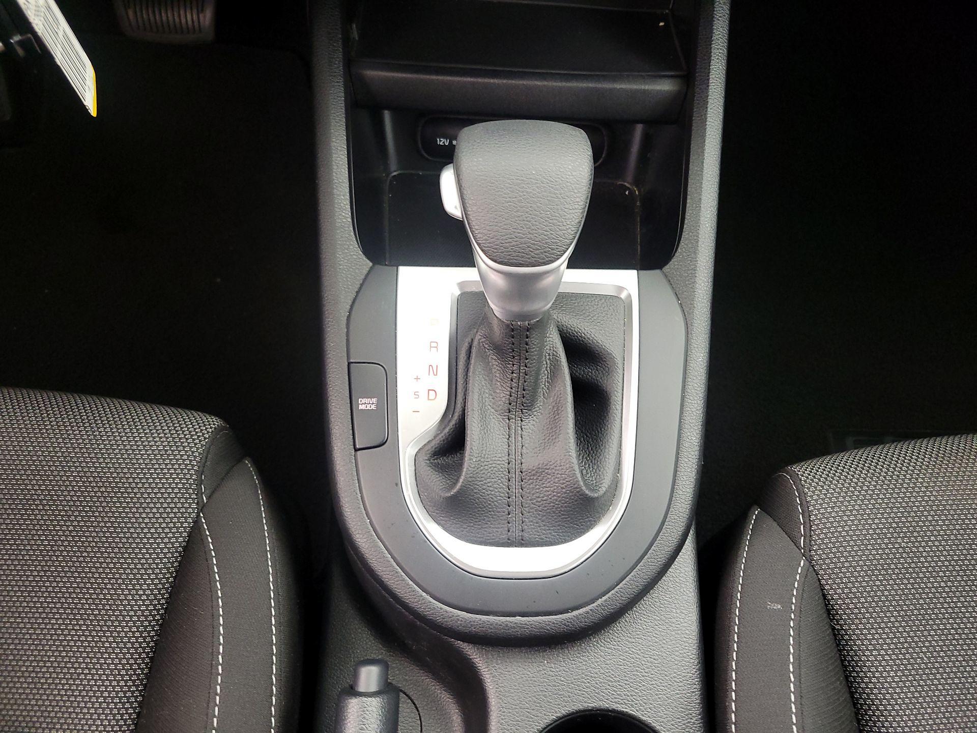 Thumbnail: 2023 Kia Forte - 17