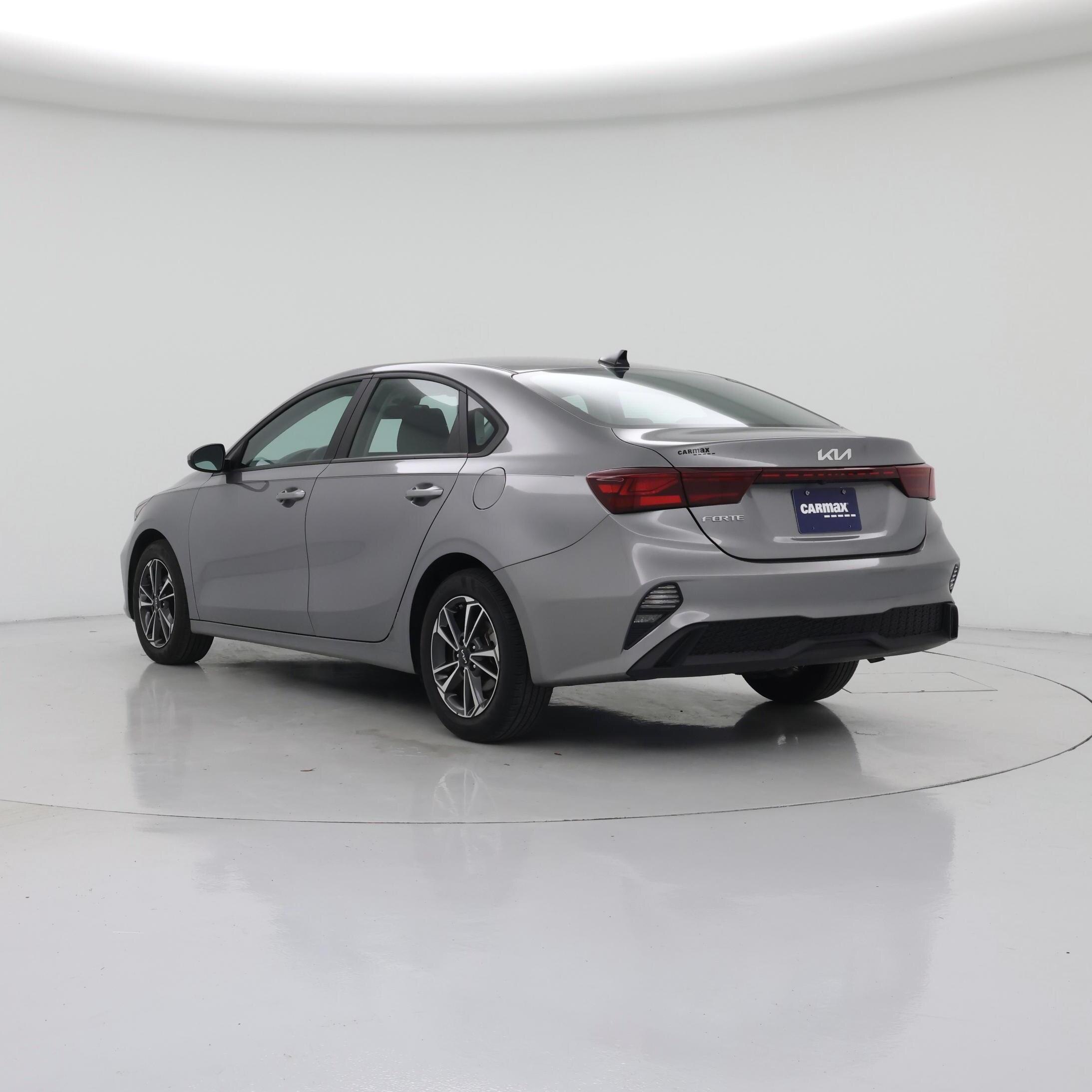 Thumbnail: 2023 Kia Forte - 2