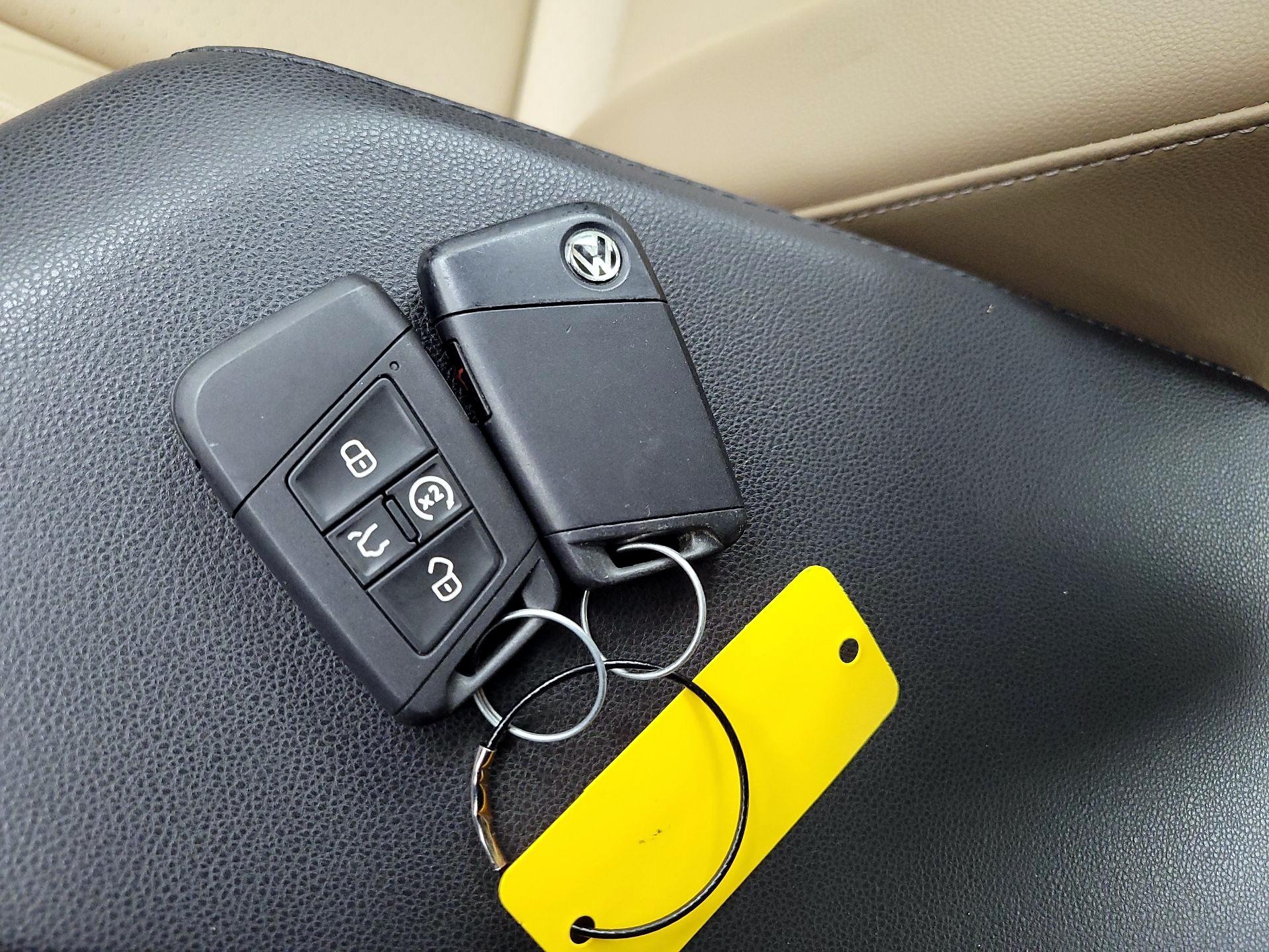 Thumbnail: 2020 Volkswagen Jetta - 18