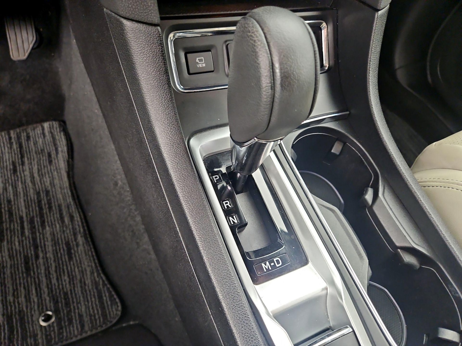 2023 Subaru Ascent Limited - Photo 18