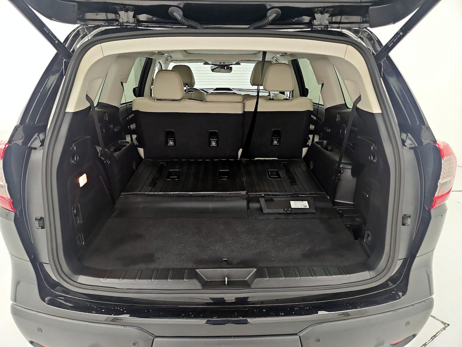 2023 Subaru Ascent Limited - Photo 24