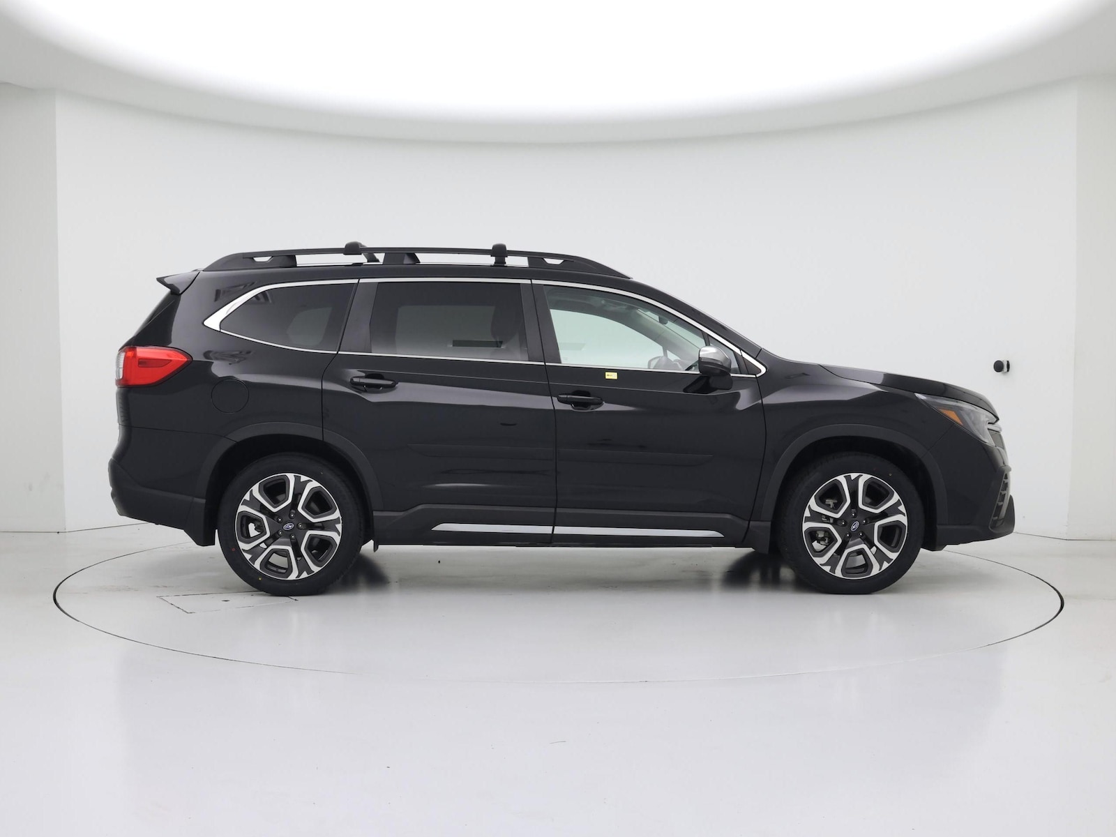 2023 Subaru Ascent Limited - Photo 8