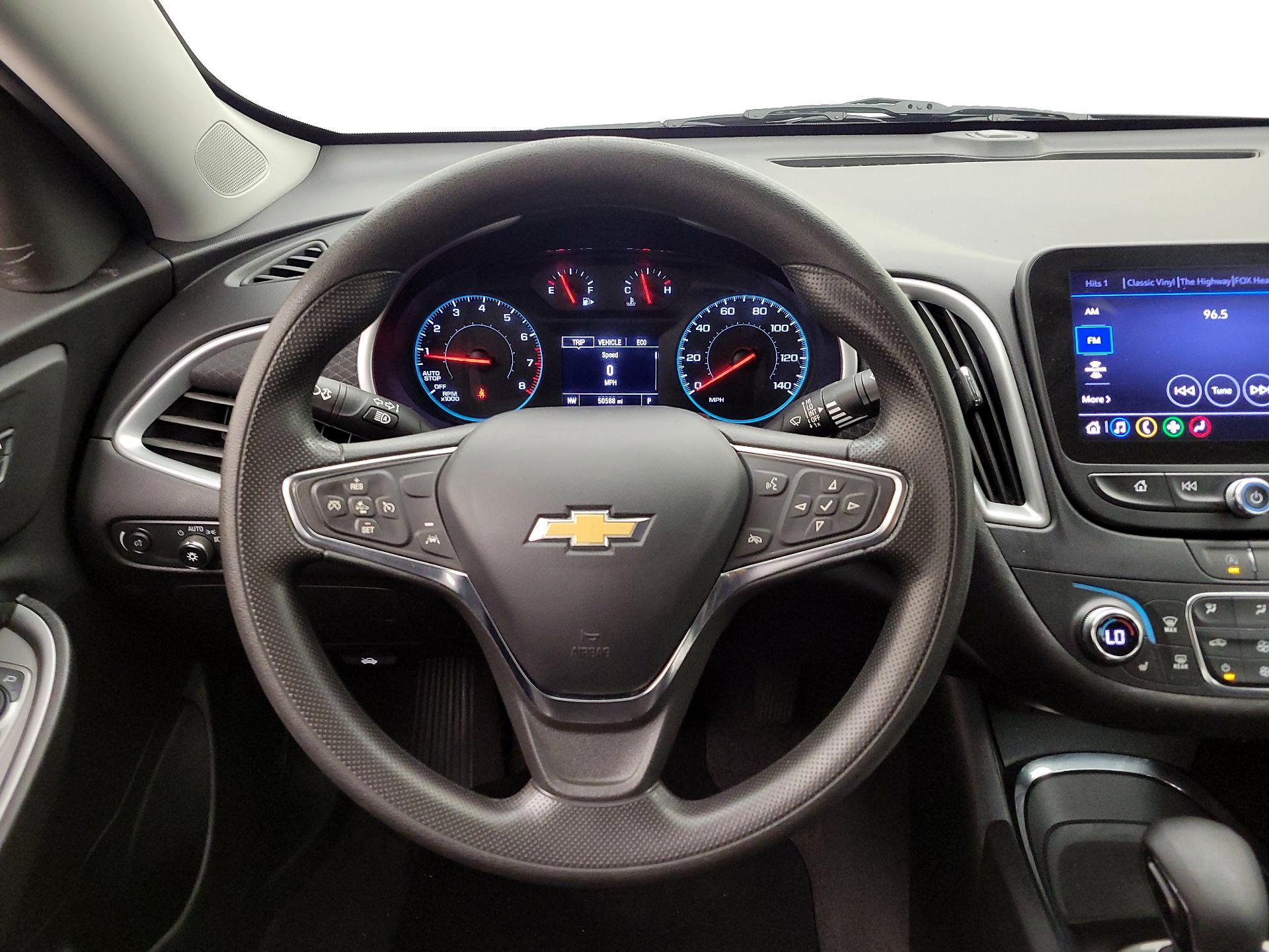 Thumbnail: 2023 Chevrolet Malibu - 10