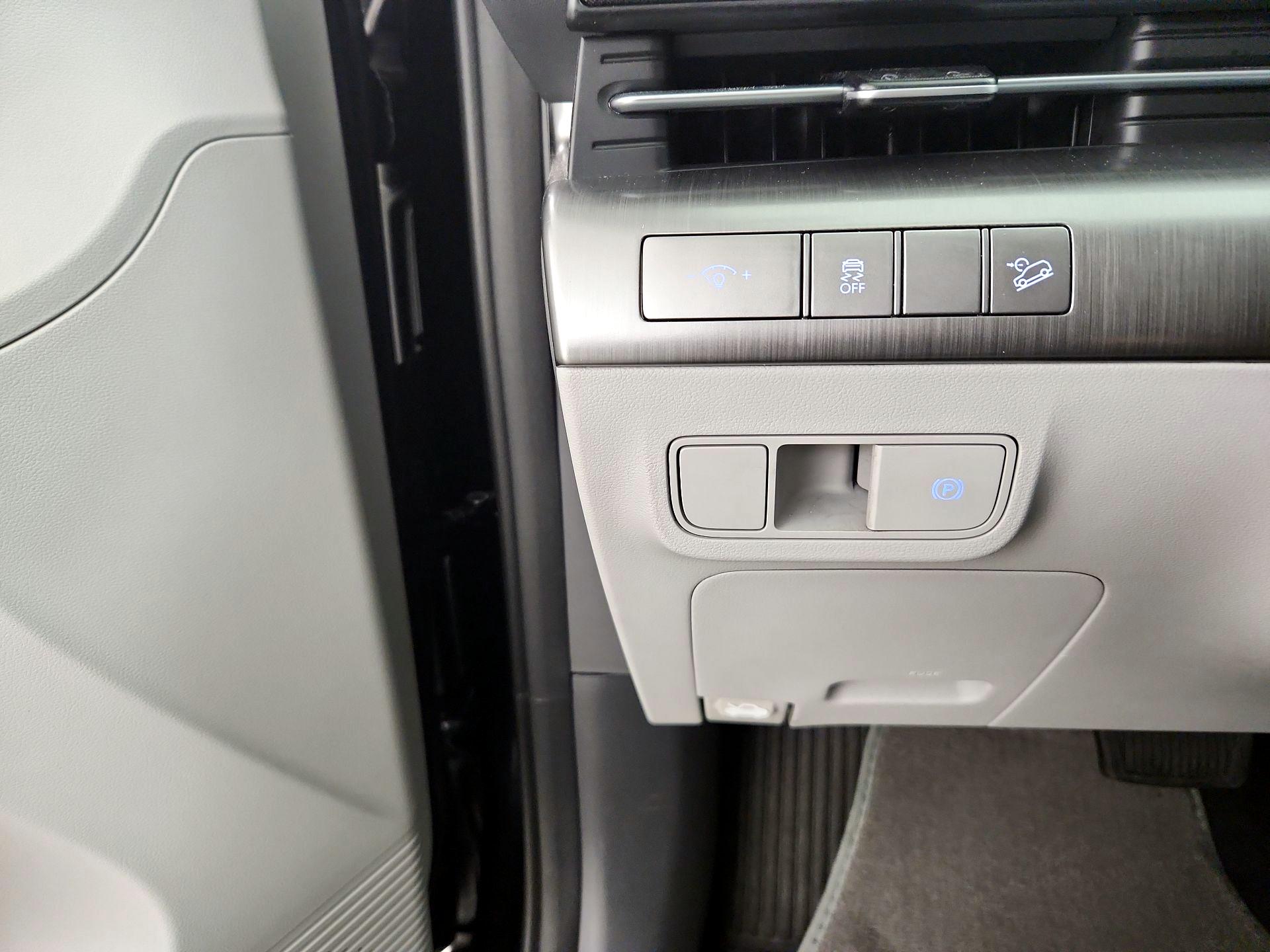 Thumbnail: 2025 Hyundai Kona - 13