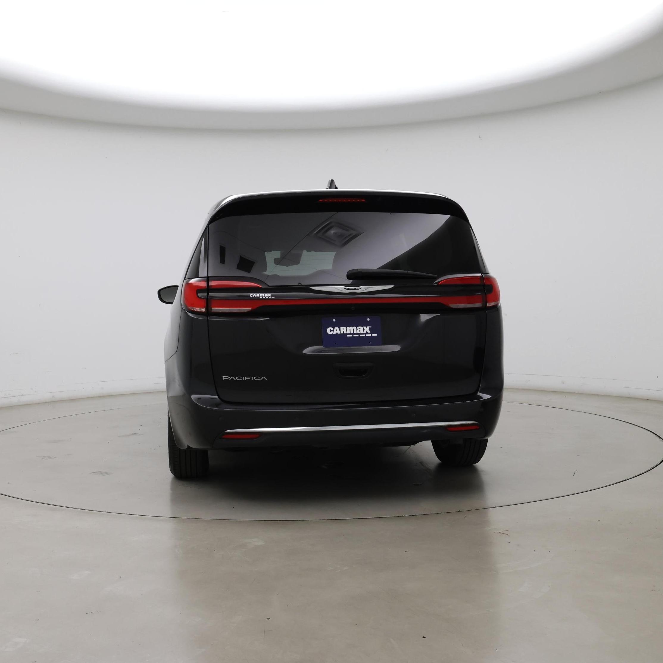 Thumbnail: 2023 Chrysler Pacifica - 6